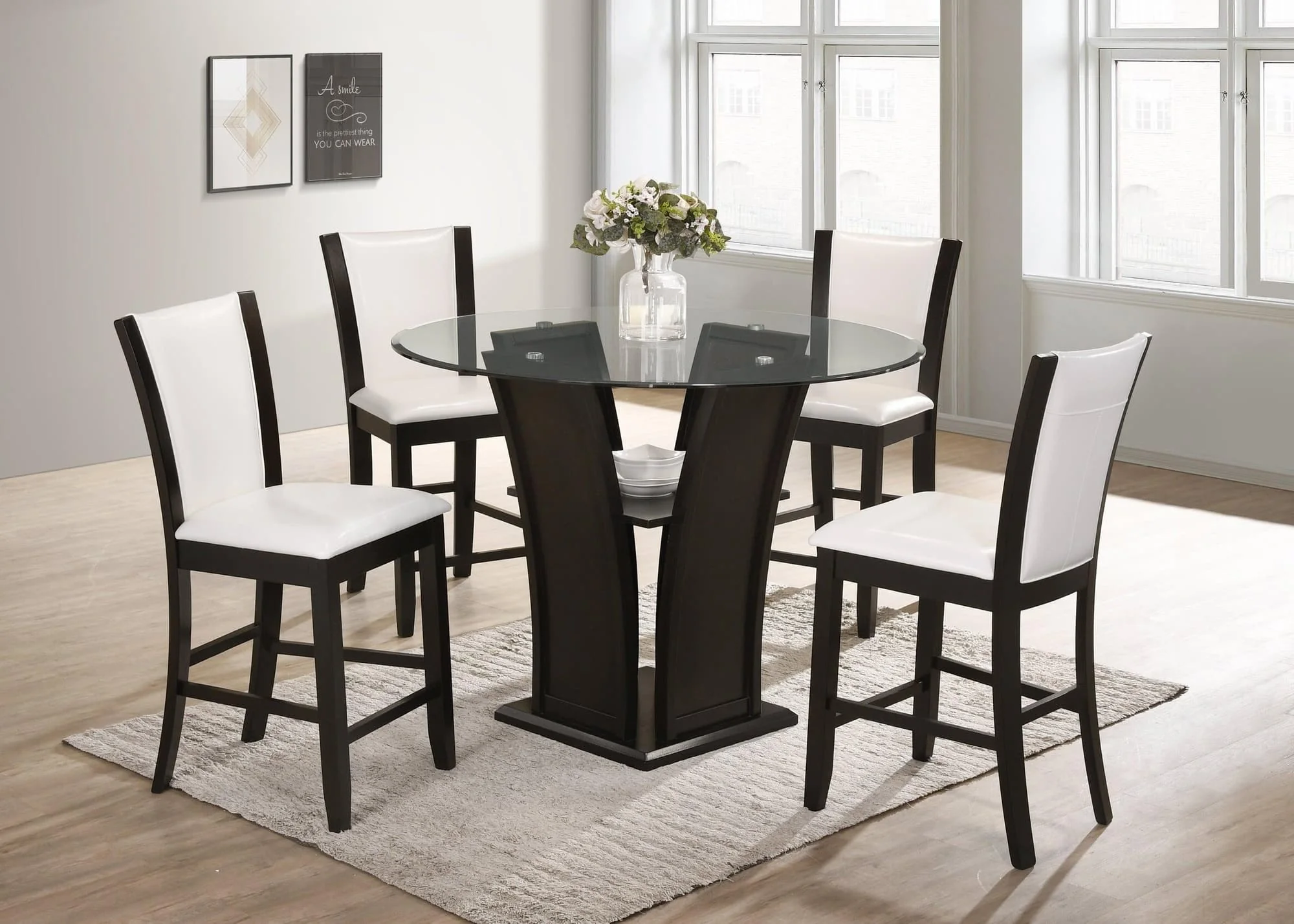 Orlo White Dining Room Set - Image 1