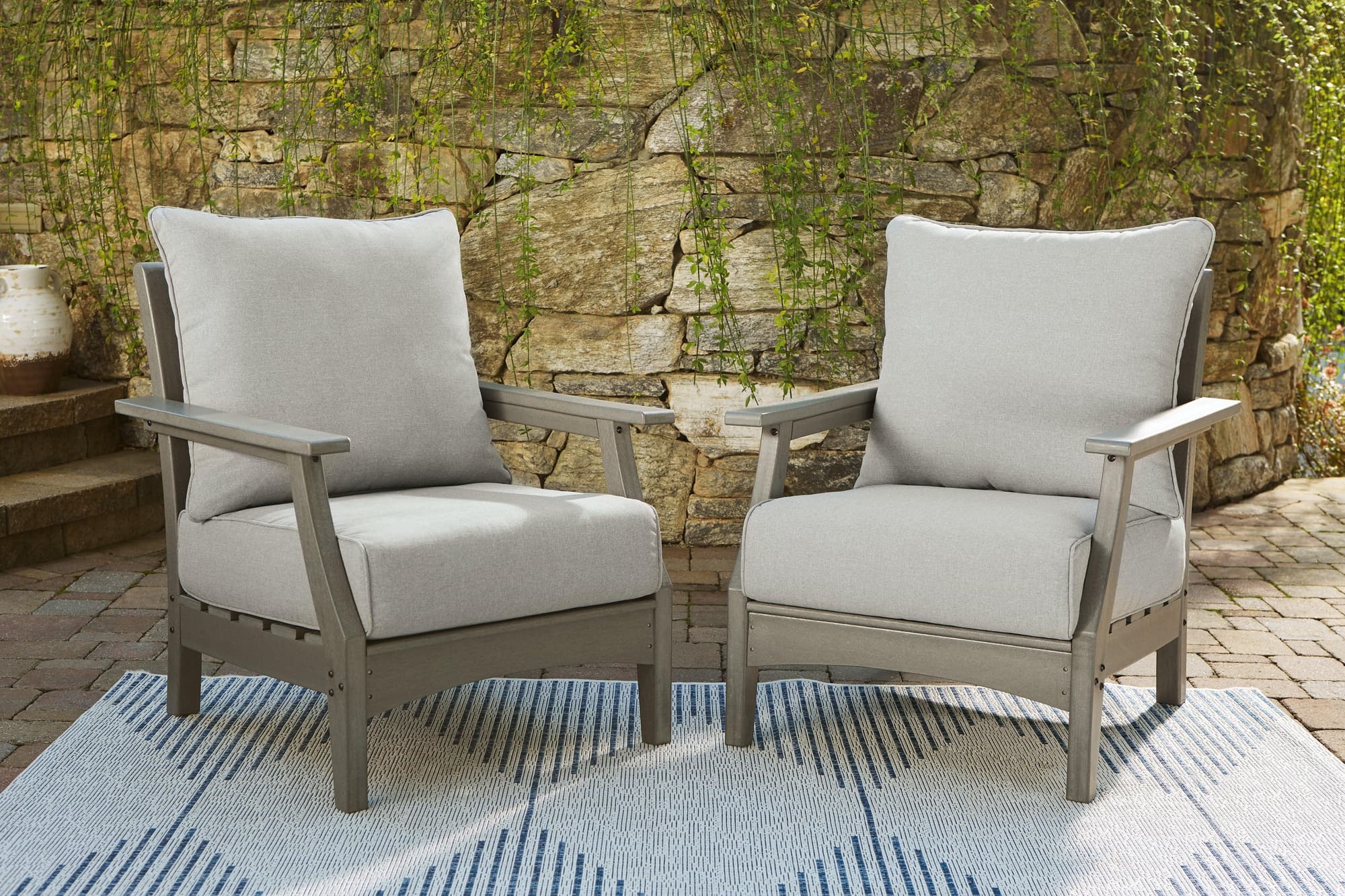 Visola Gray Lounge Chair With Cushion (Set of 2)