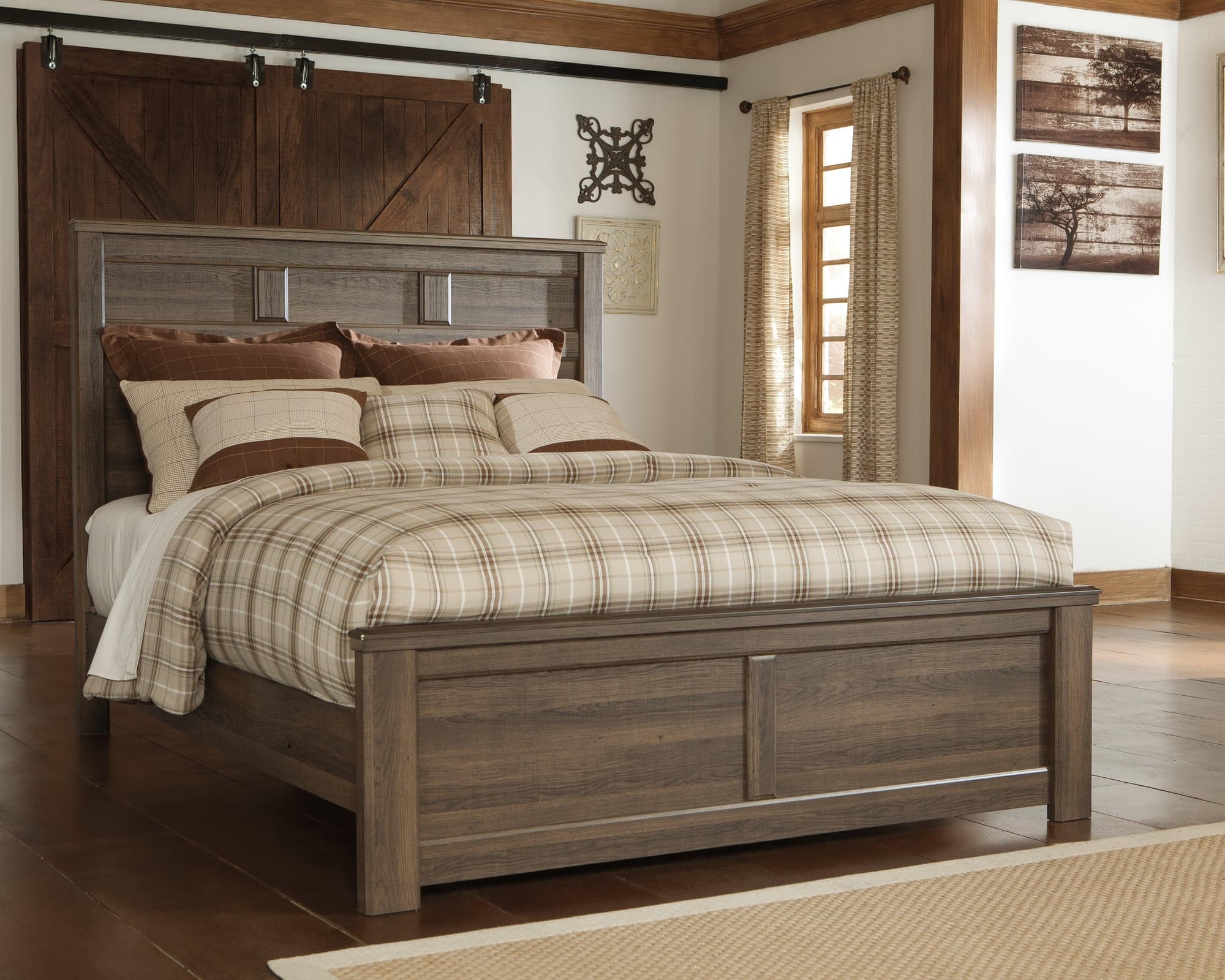 Juararo Dark Brown Queen Panel Bed - Image 1