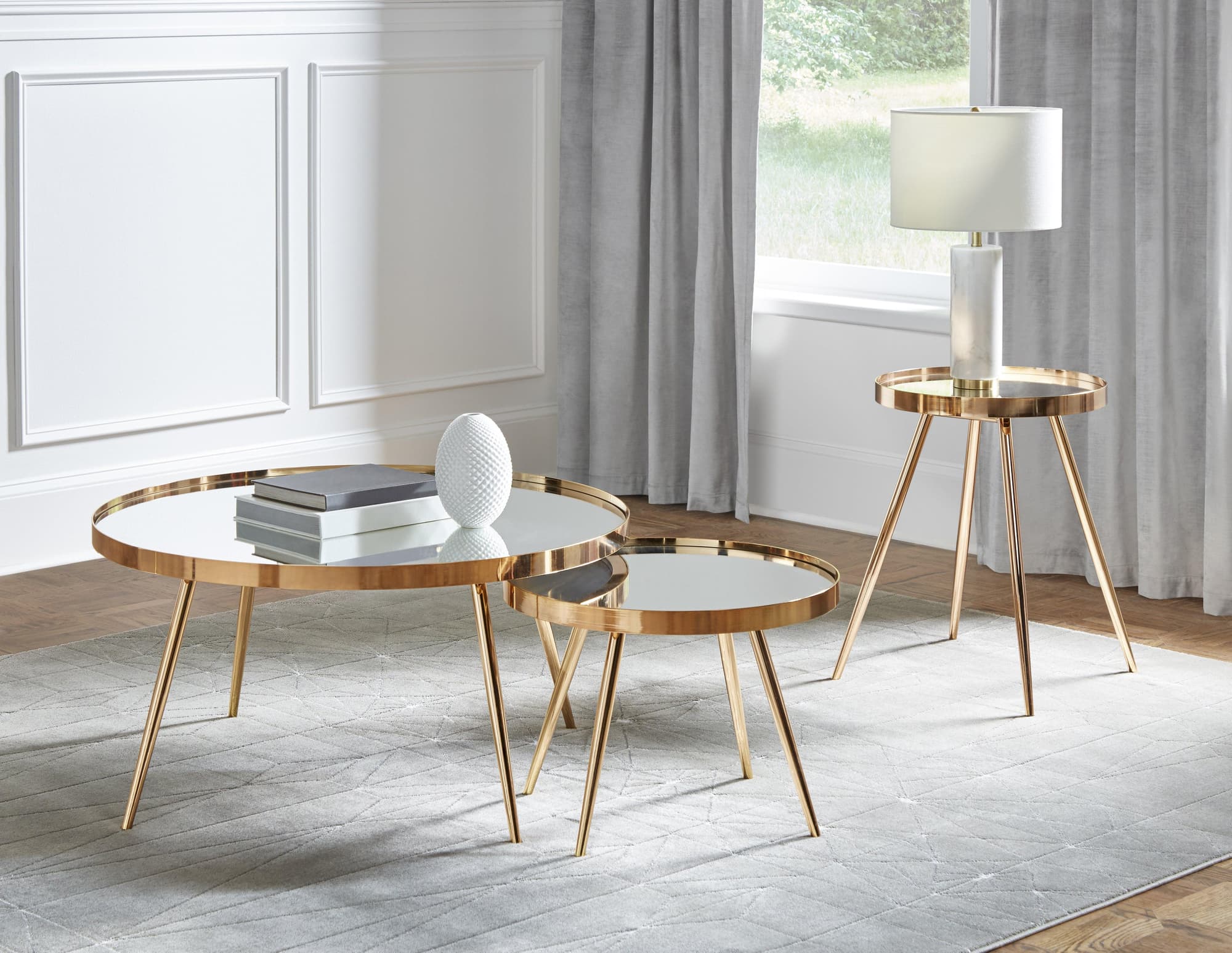 Kaelyn Round Mirror Top End Table Gold - Image 1