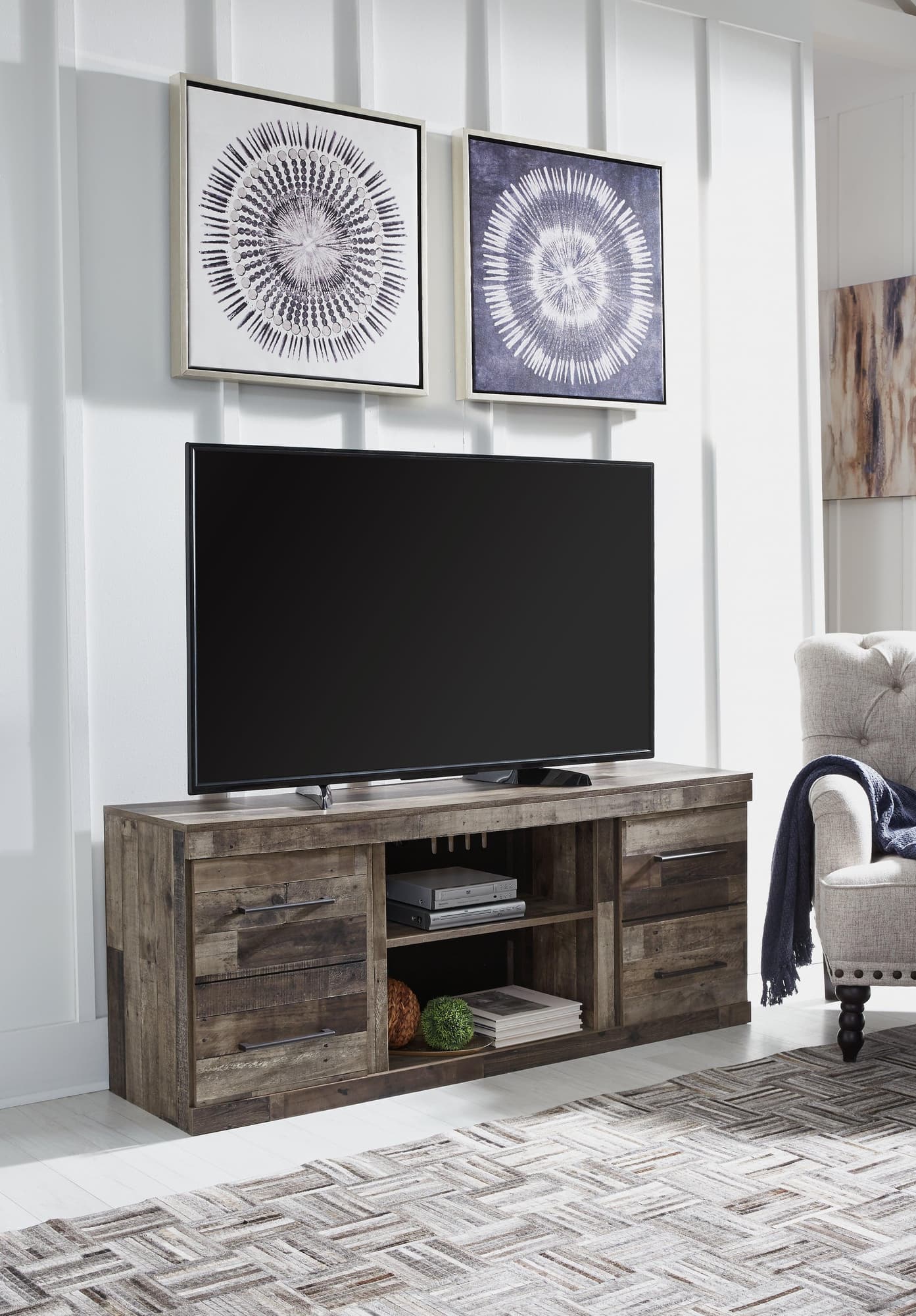 Derekson Multi Gray 60″ Tv Stand