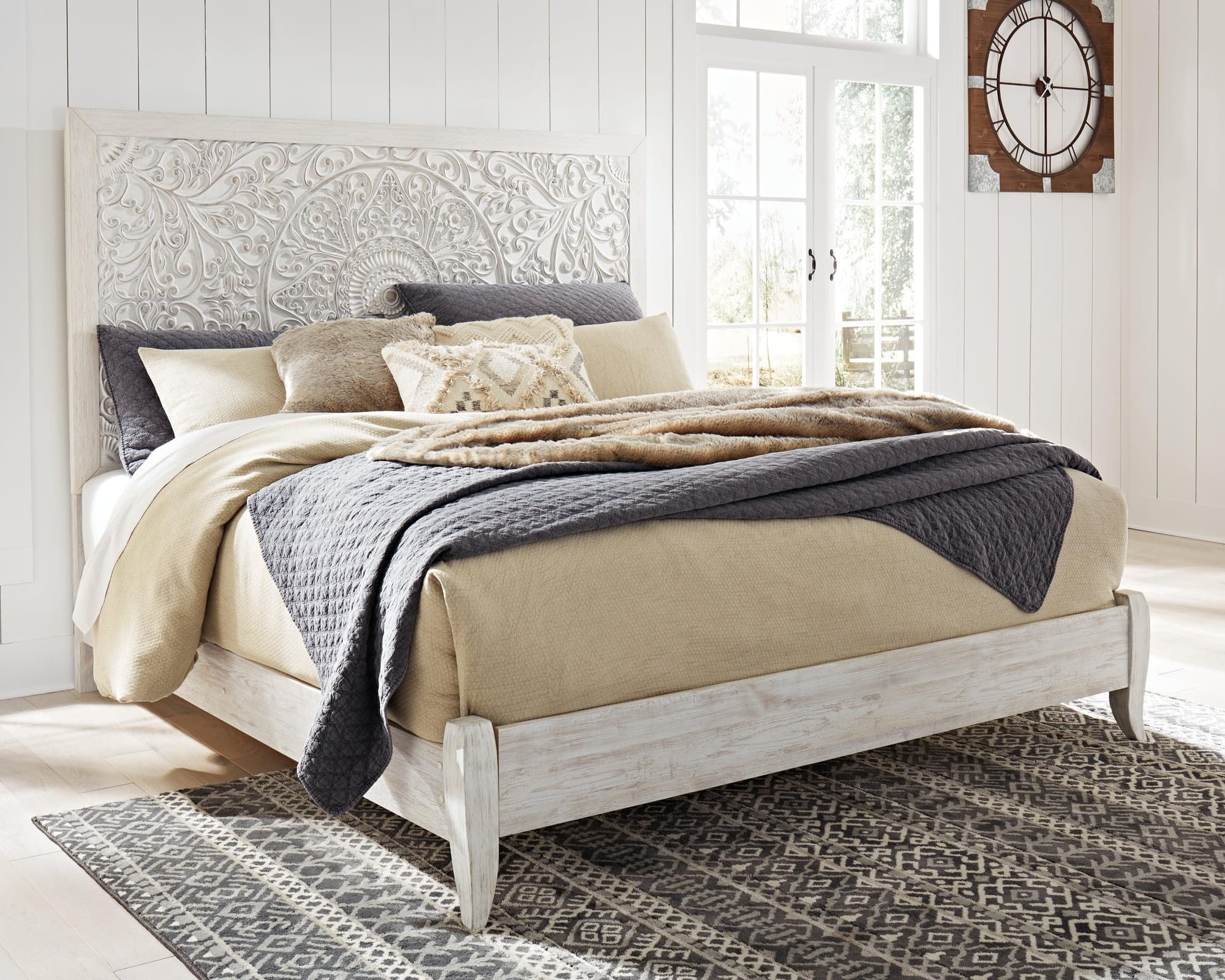 Paxberry Whitewash King Panel Bed - Image 1