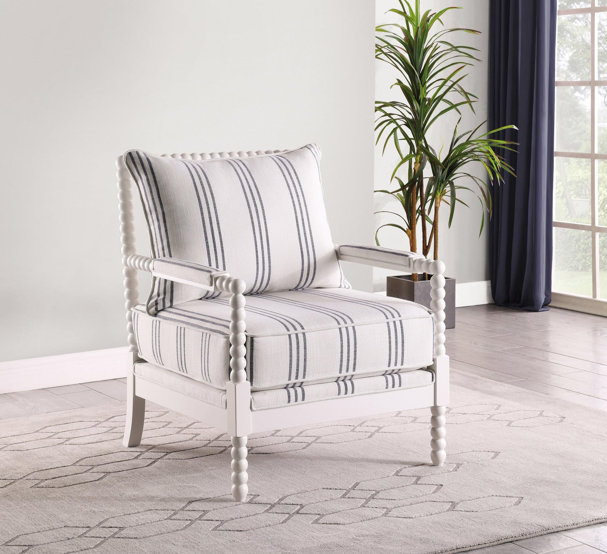 Blanchett Upholstered Accent Chair With Spindle White Navy - Image 1