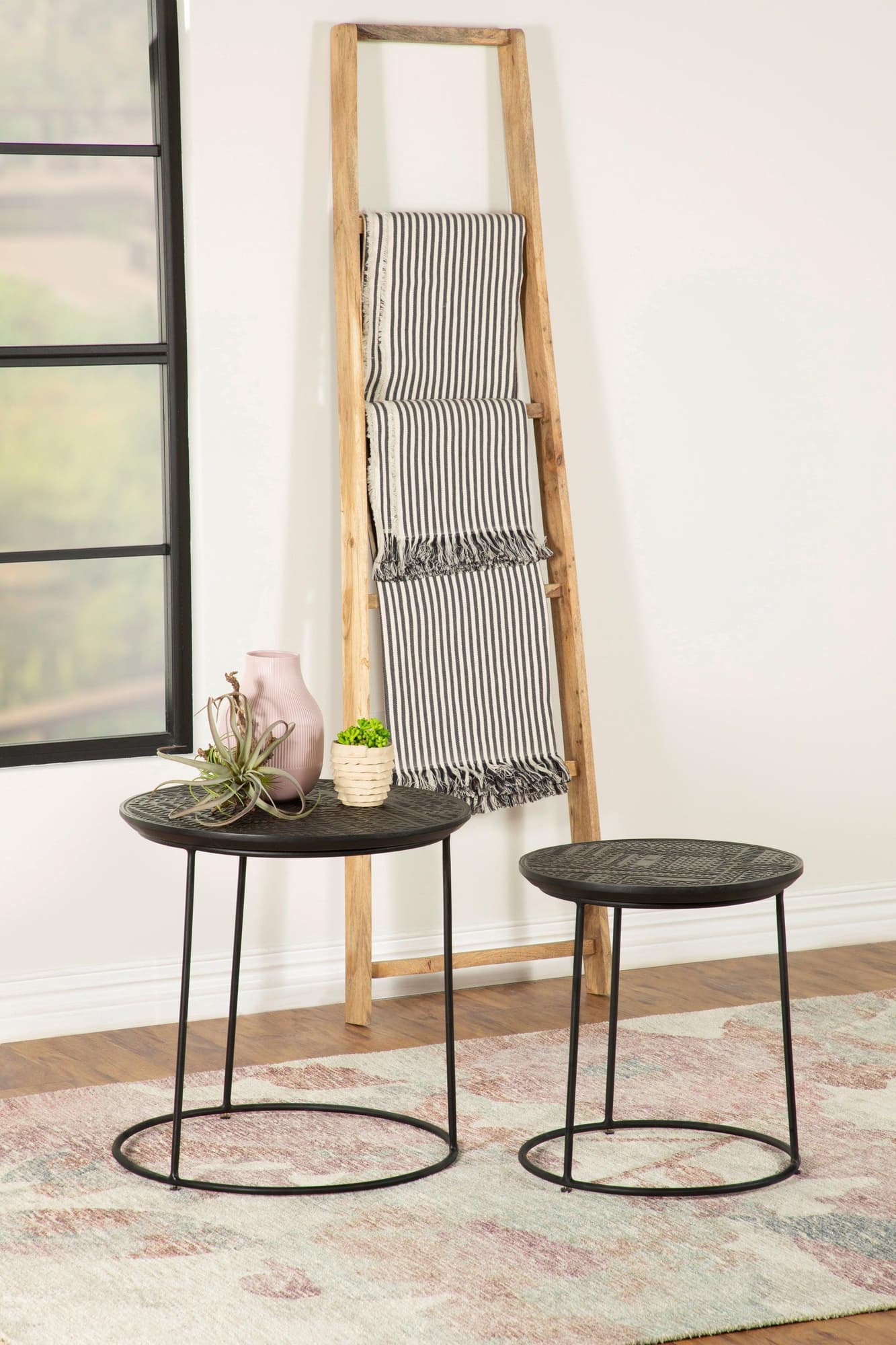 Loannis 2-Piece Round Nesting Table Matte Black - Image 1
