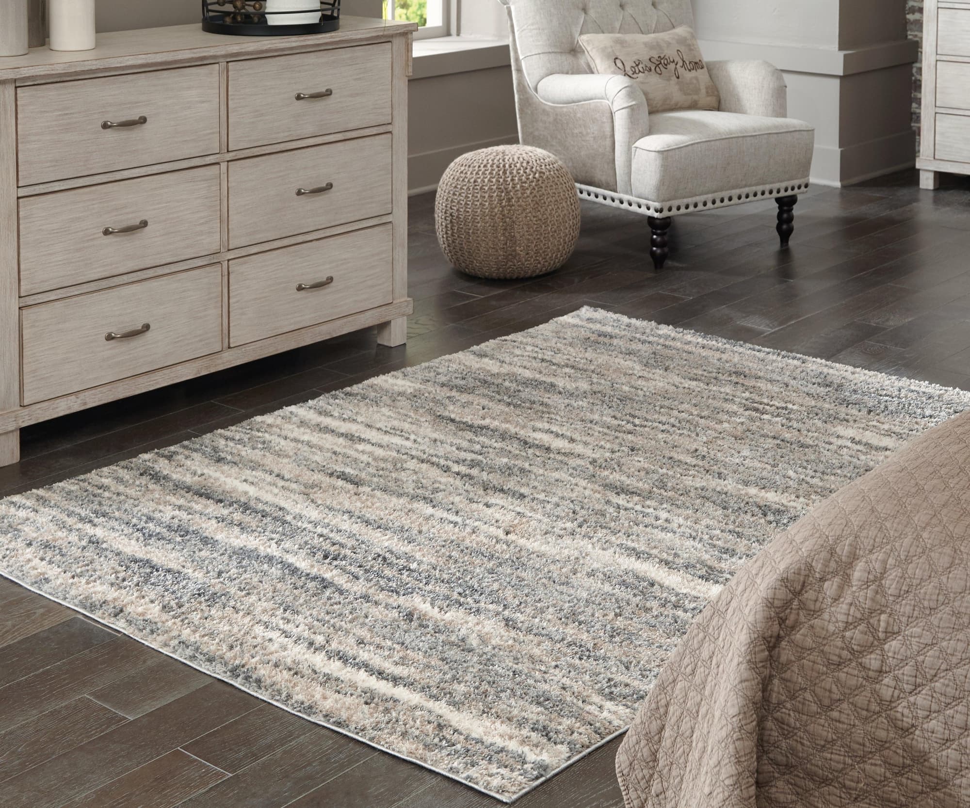 Gizela Ivory Beige Gray 5’3″ X 7’3″ Rug