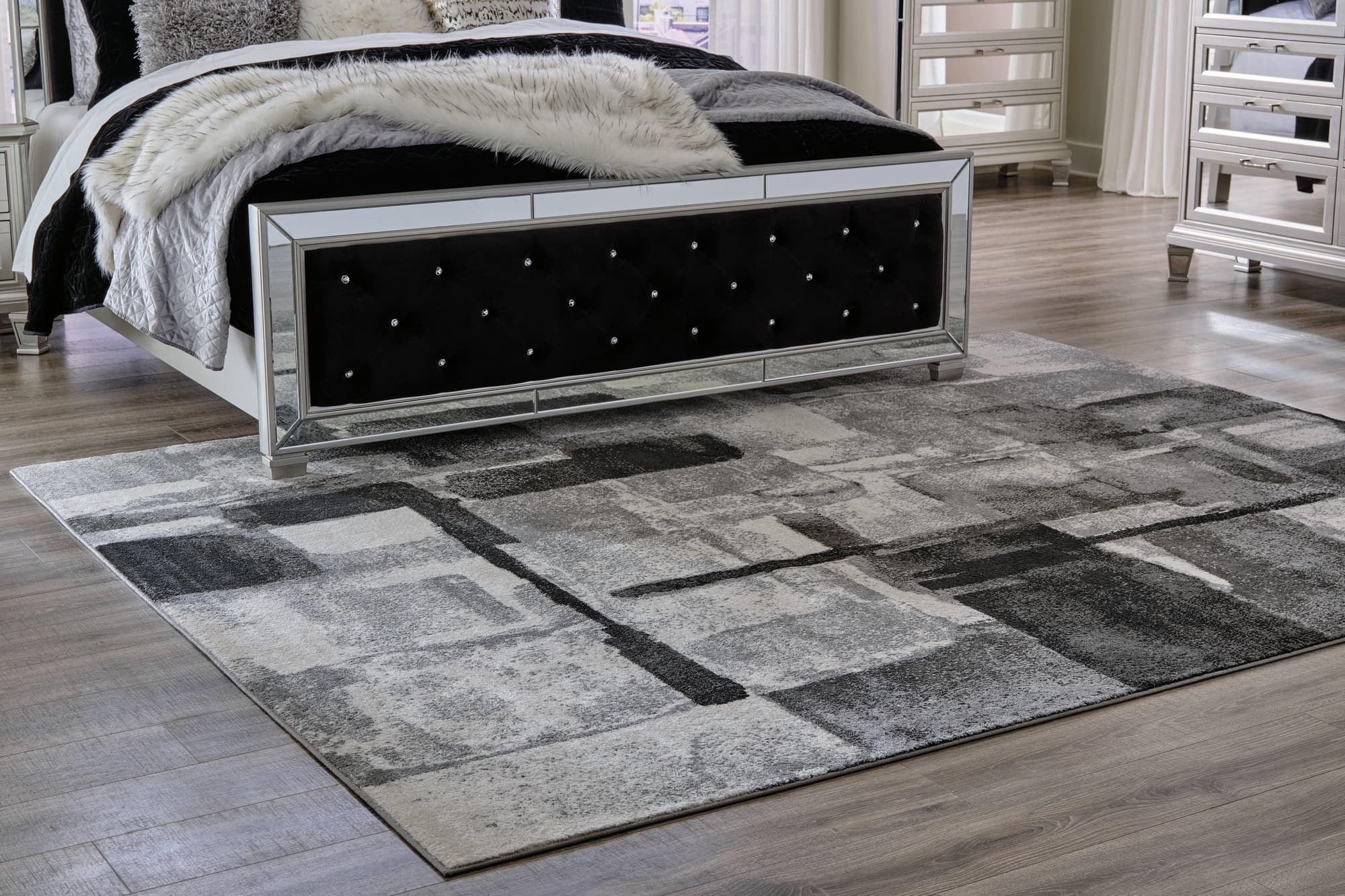 Brycebourne Black Cream Gray 5’3″ X 7’7″ Rug