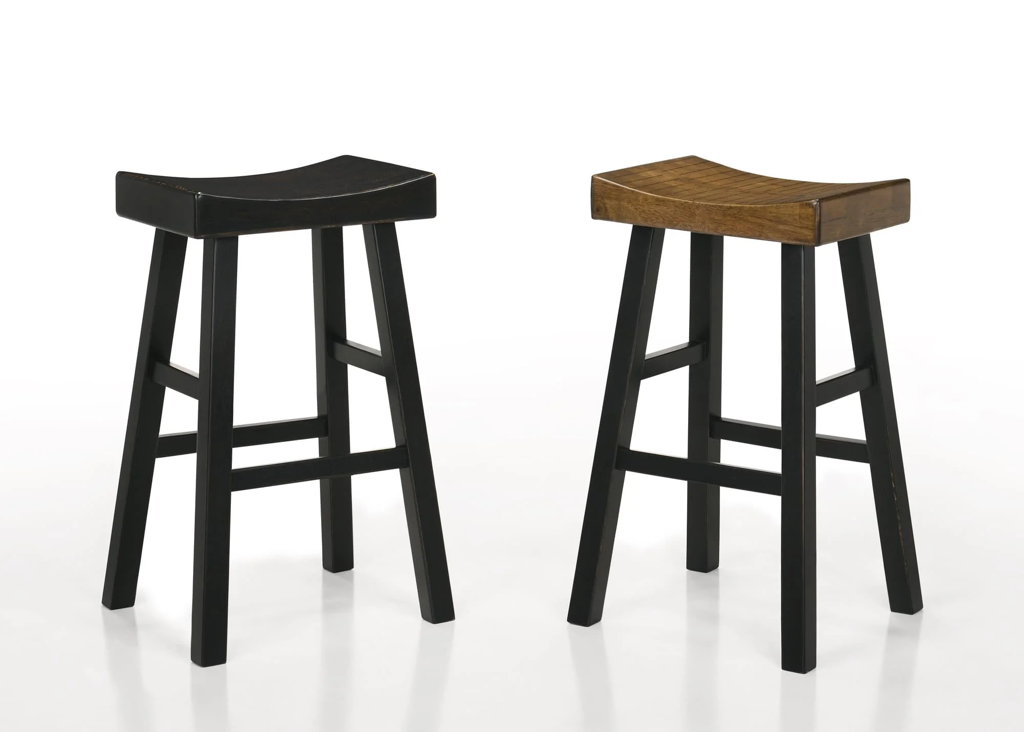 Aruba Saddle Black Oak Bar Stool