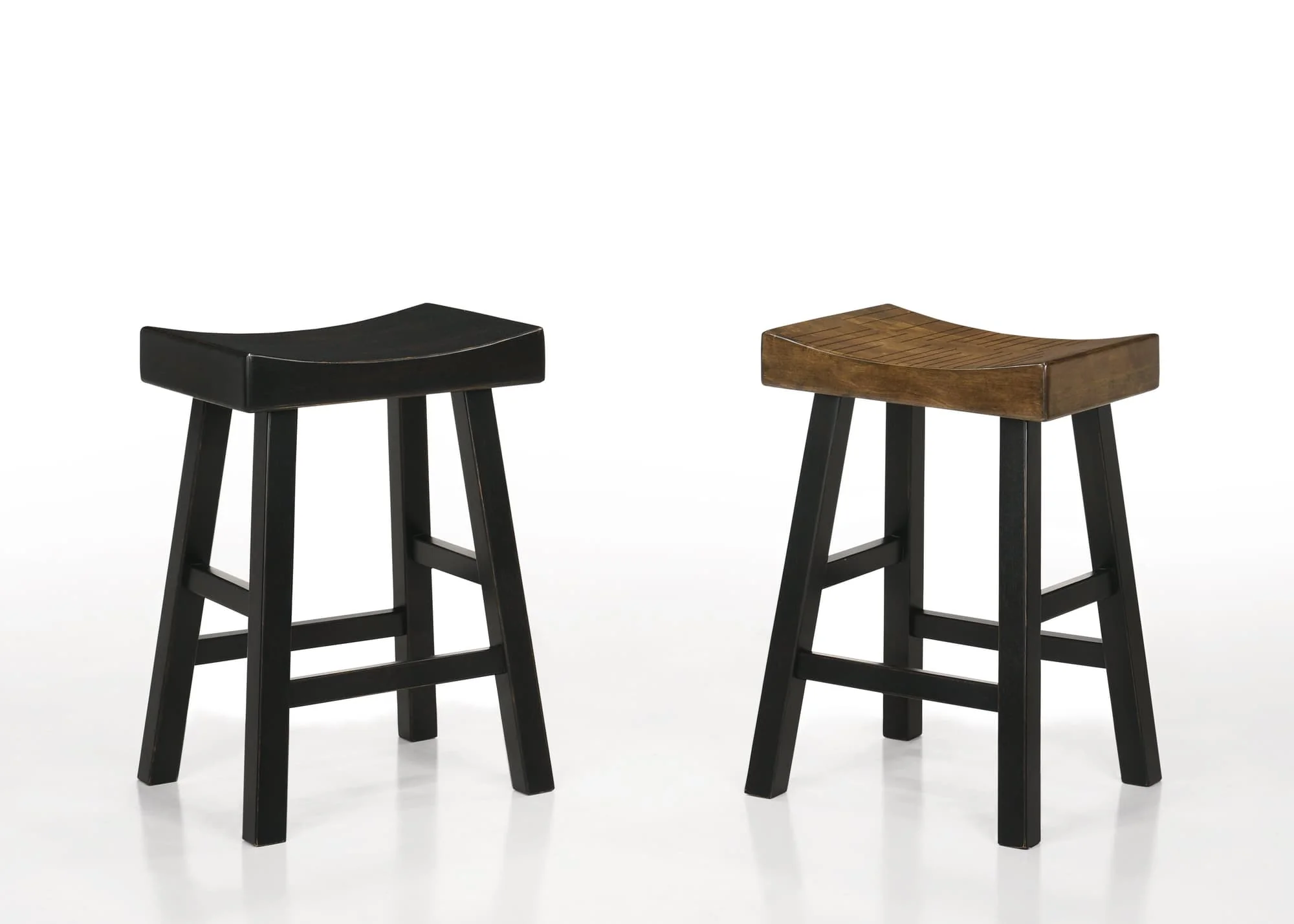 Aruba Saddle Oak Bar Stool