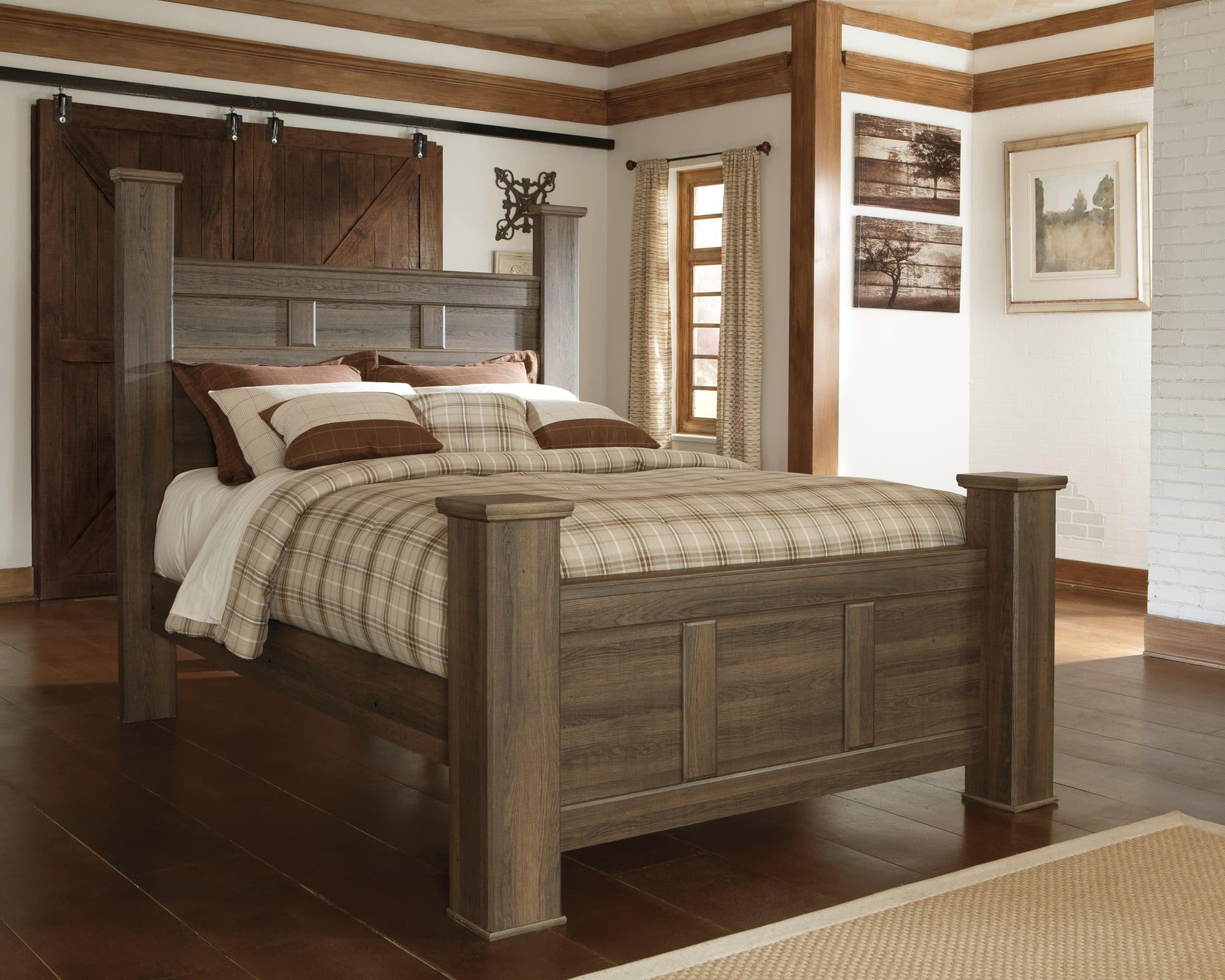 Juararo Dark Brown Queen Poster Bed - Image 1