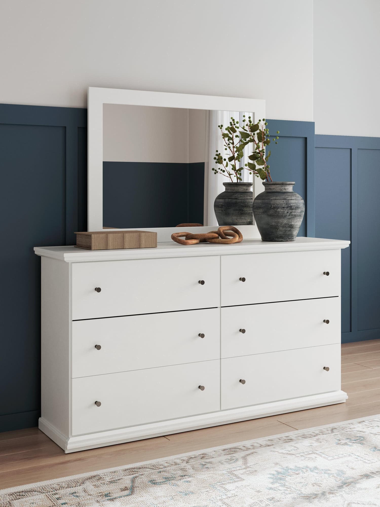 Bostwick Shoals White Dresser And Mirror - Image 1