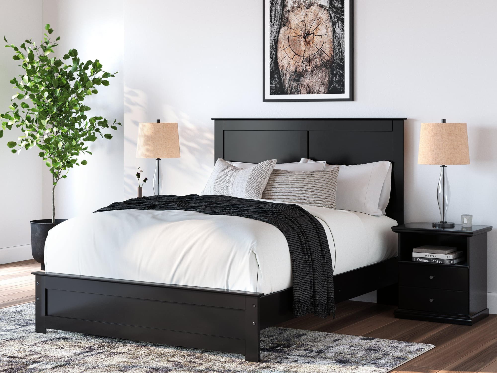 Maribel Black Queen Panel Bed - Image 1
