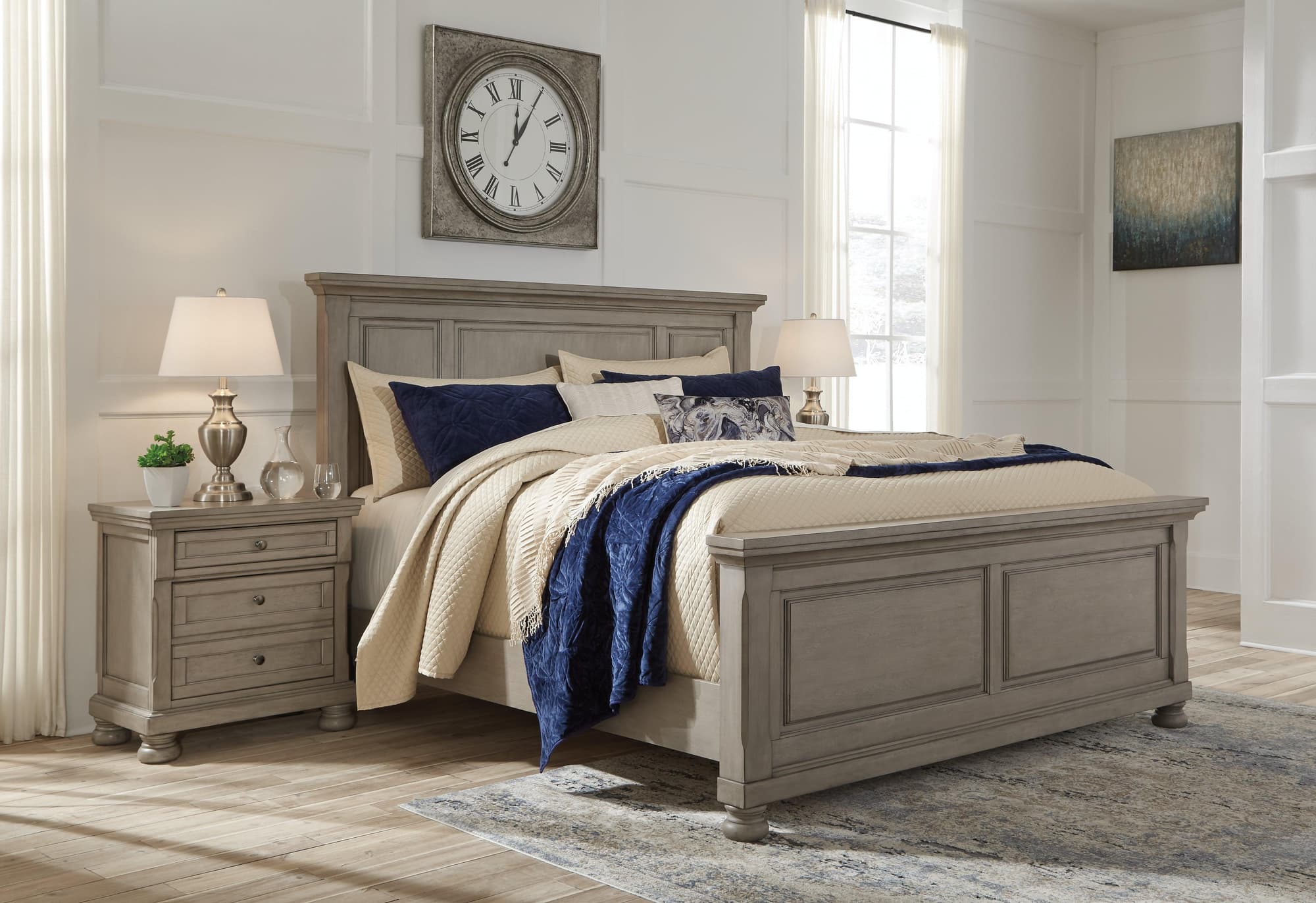 Lettner Light Gray Queen Panel Bed - Image 1