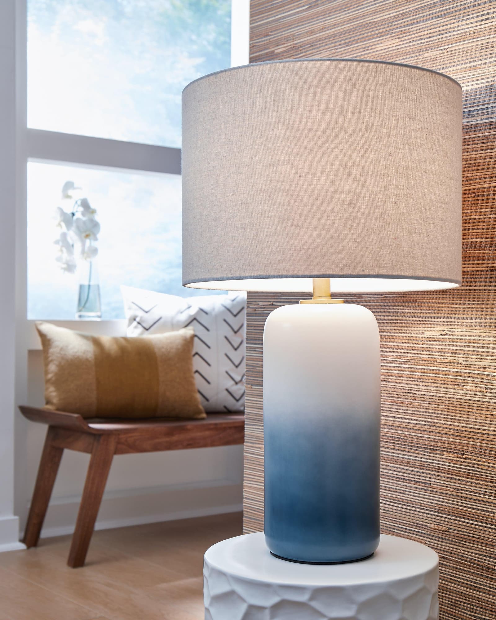 Lemrich White Teal Table Lamp