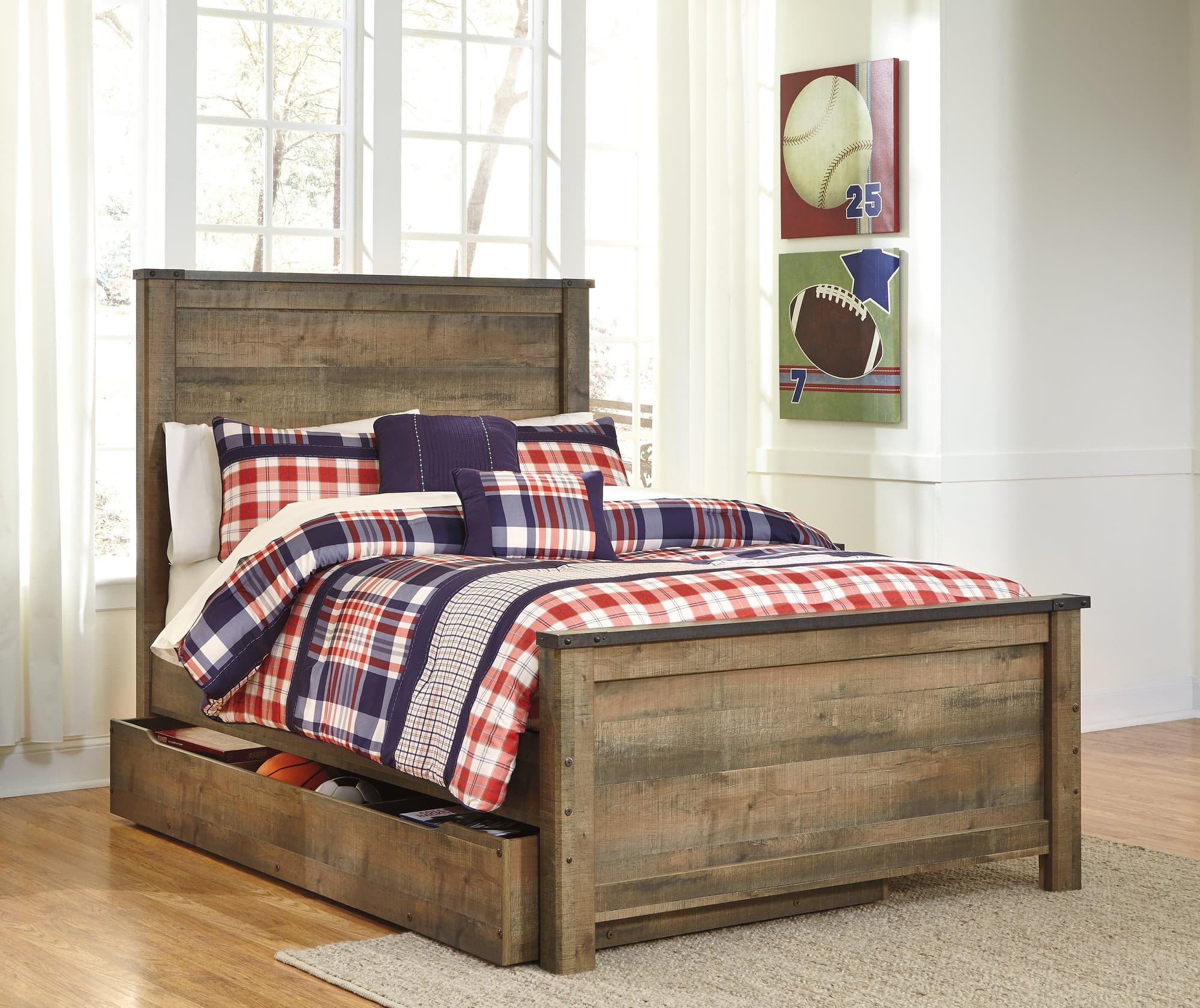 Trinell Brown Full Panel Bed With 1 Large Storage Drawer - Image 1