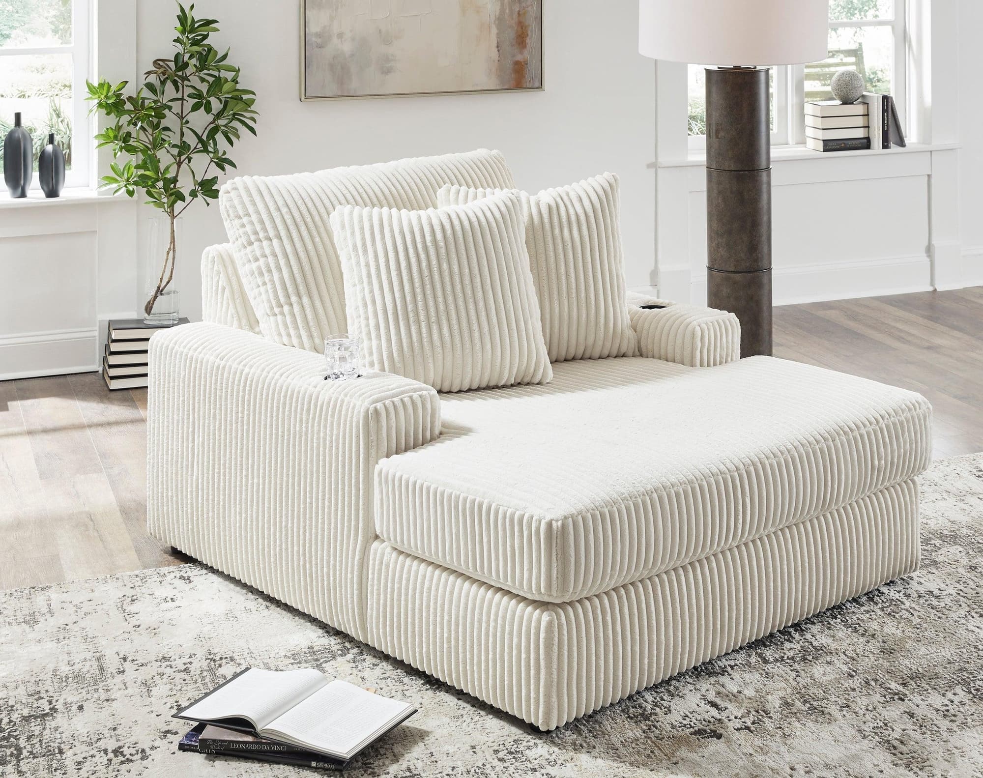 Lindyn Ivory Chaise - Image 1