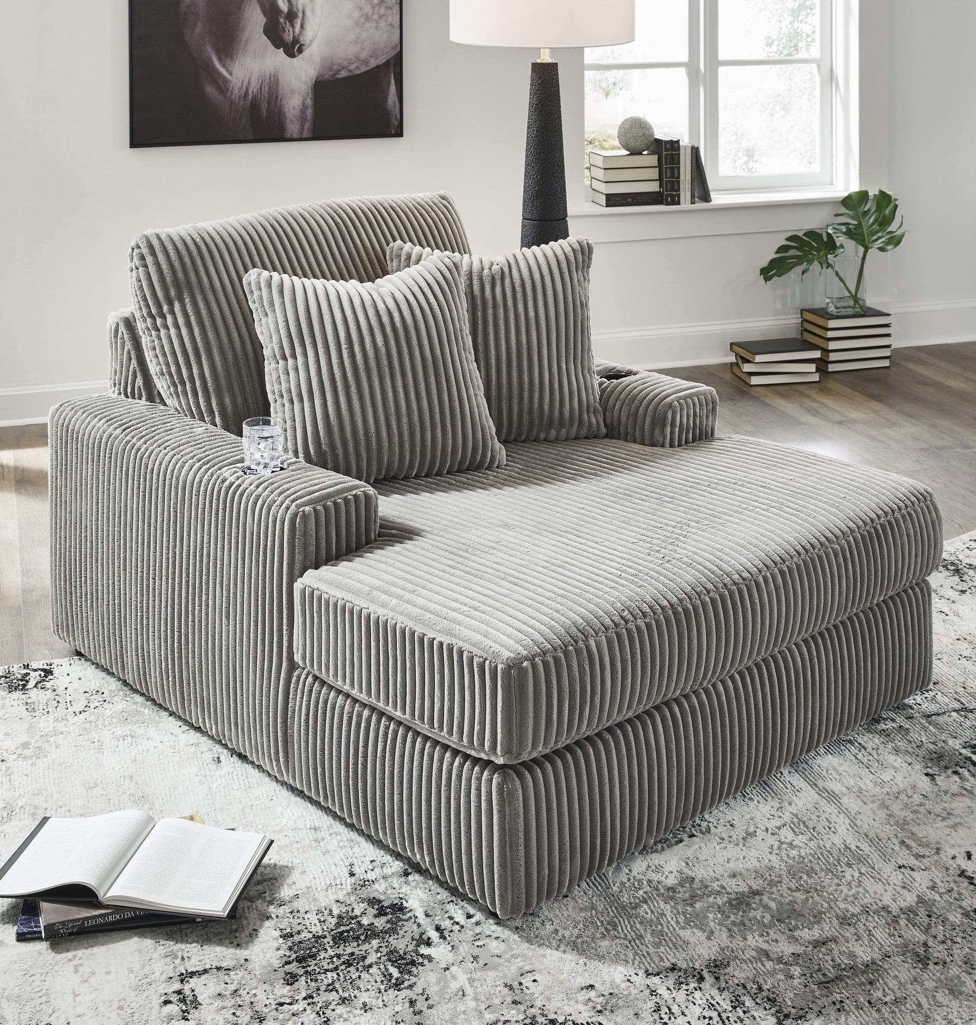 Lindyn Fog Chaise - Image 1