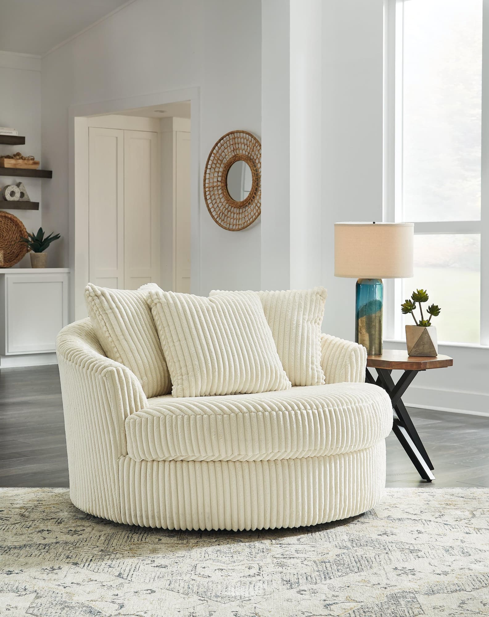Lindyn Ivory Velvet Oversized Swivel Accent Chair - Image 1