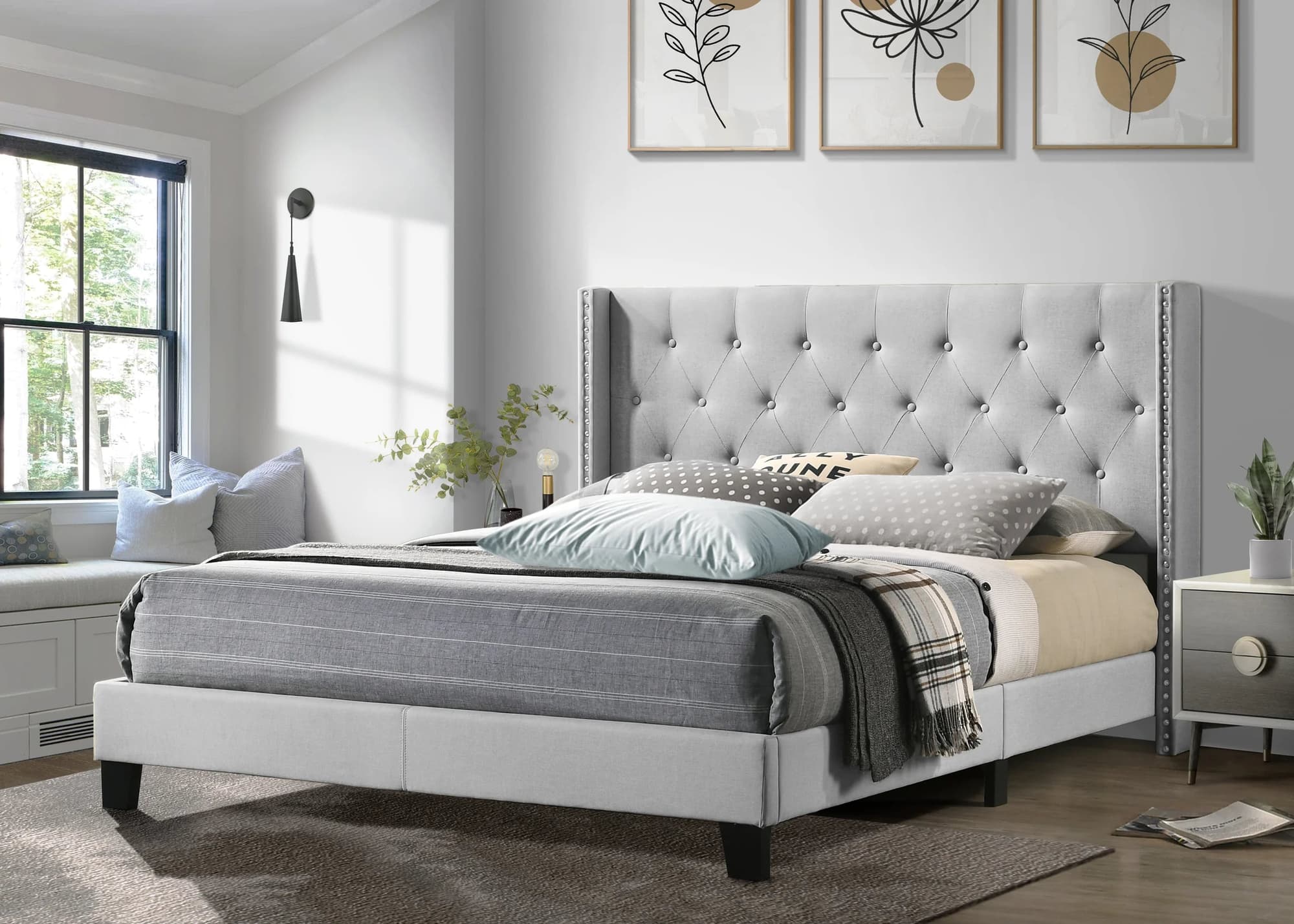 Hikaru Gray Upholstered Tufted Platform Queen Bed - Image 1