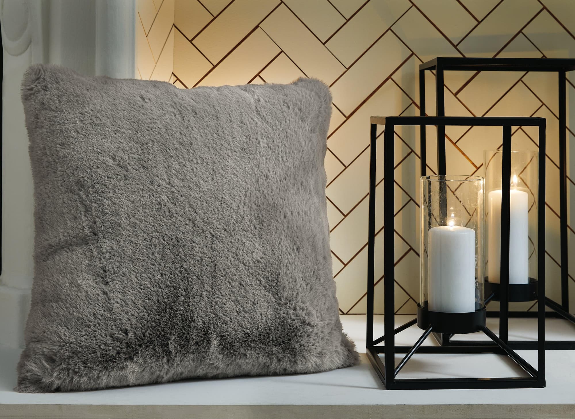 Gariland Gray Pillow - Image 1