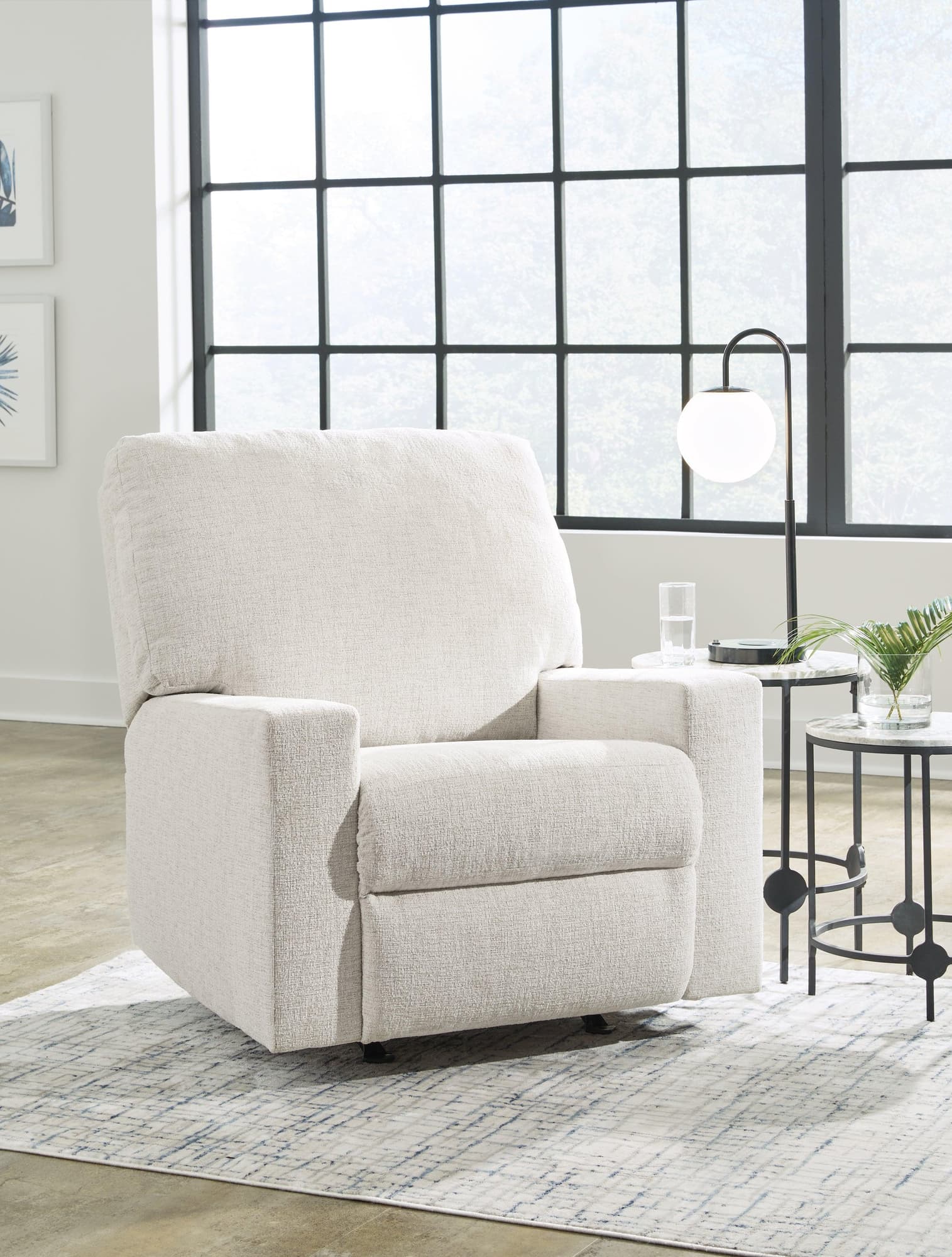 Rannis Snow Chenille Recliner - Image 1