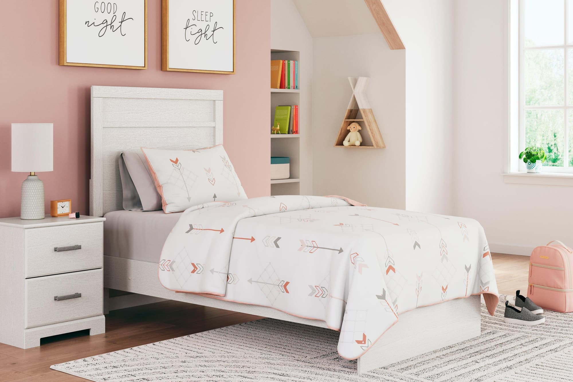 Stelsie White Twin Panel Bed - Image 1