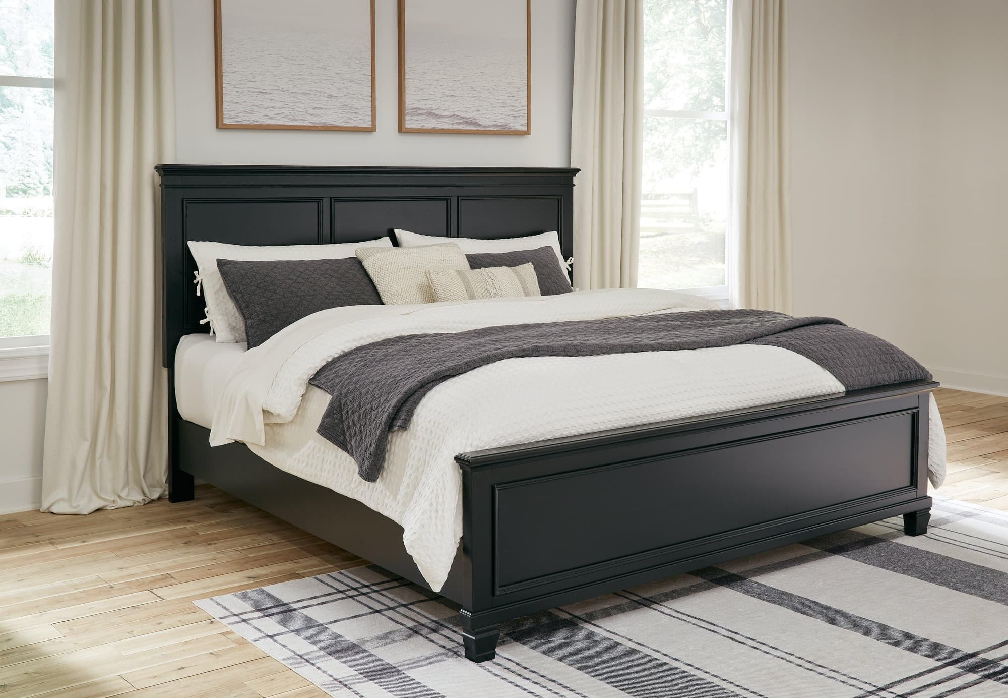 Lanolee Black King Panel Bed - Image 1