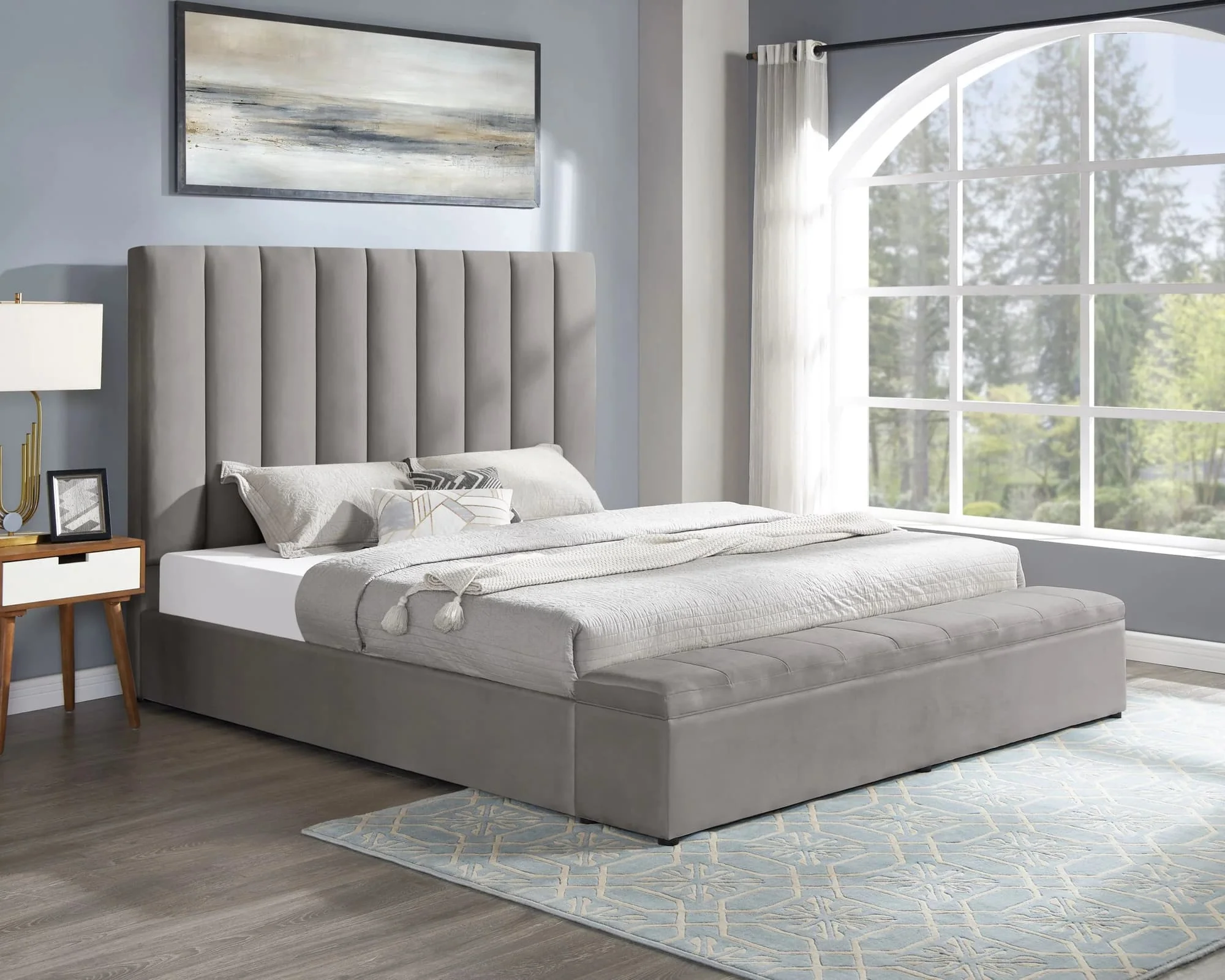 Valencia Gray Platform Queen Bed