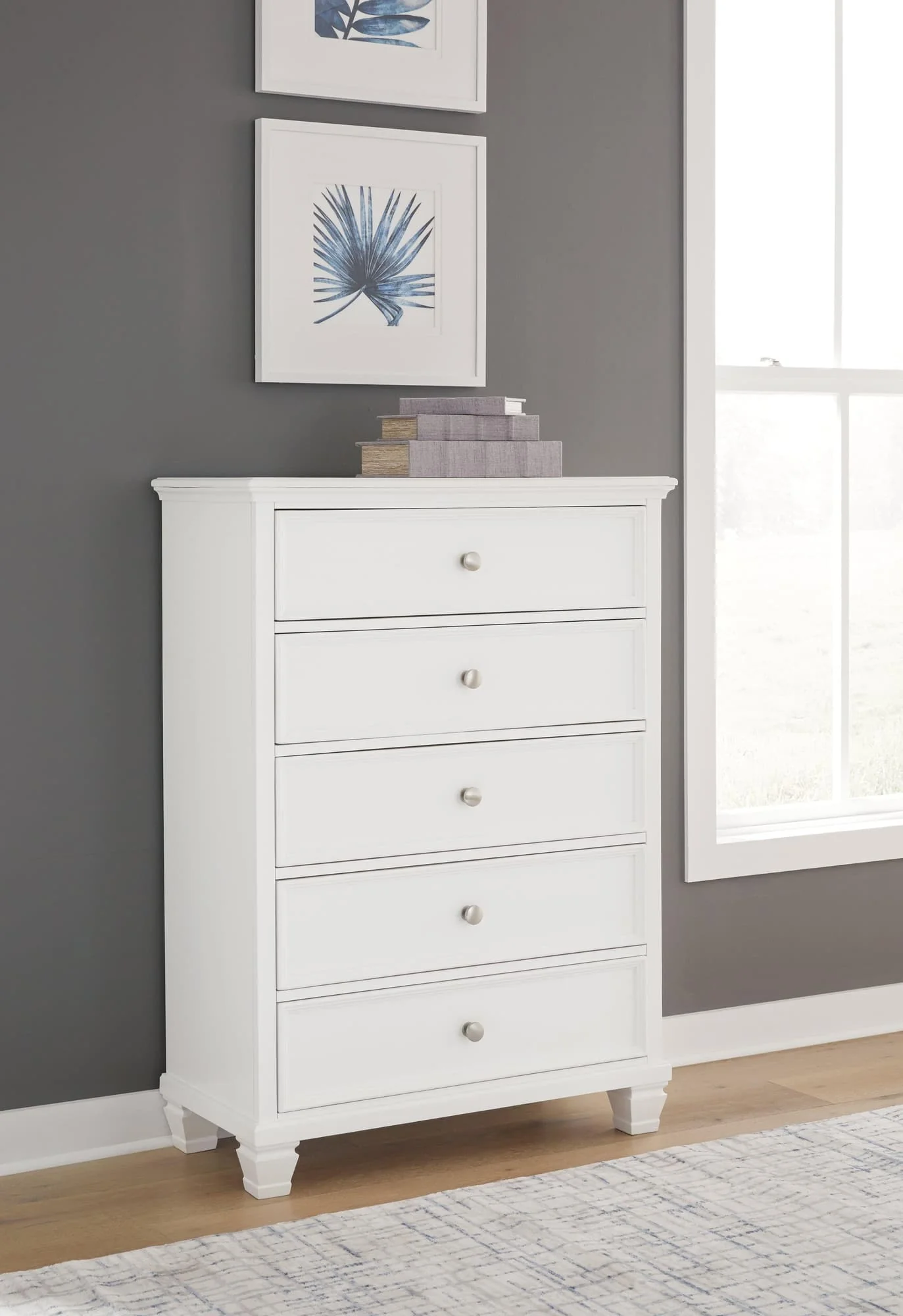 Fortman White Chest Of Drawers - Image 1