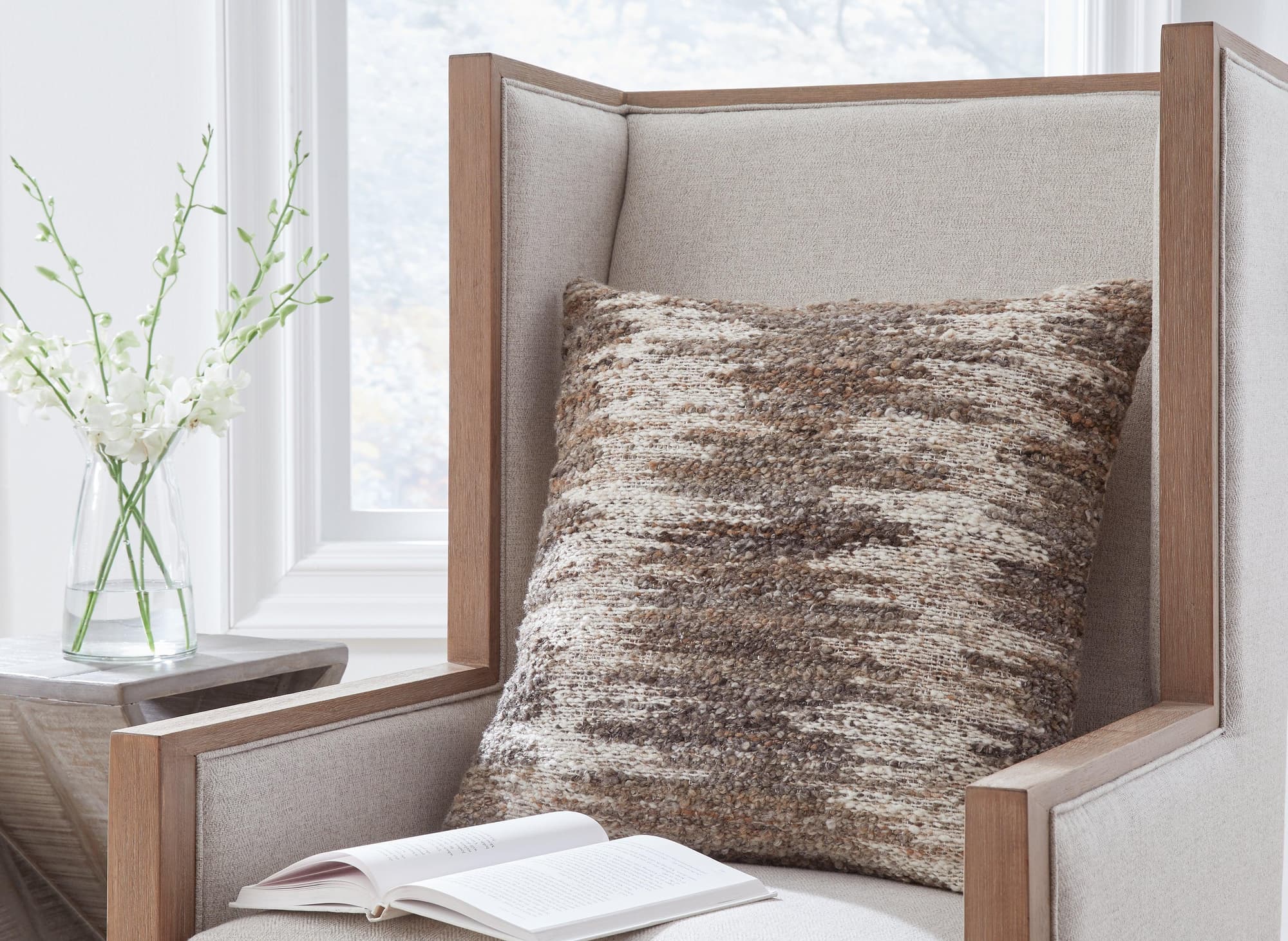 Nealton Brown White Pillow (Set of 4) - Image 1