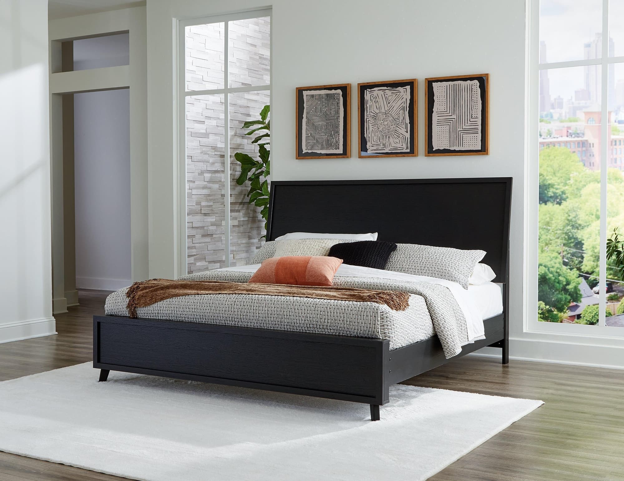 Danziar Black King Panel Bed - Image 1