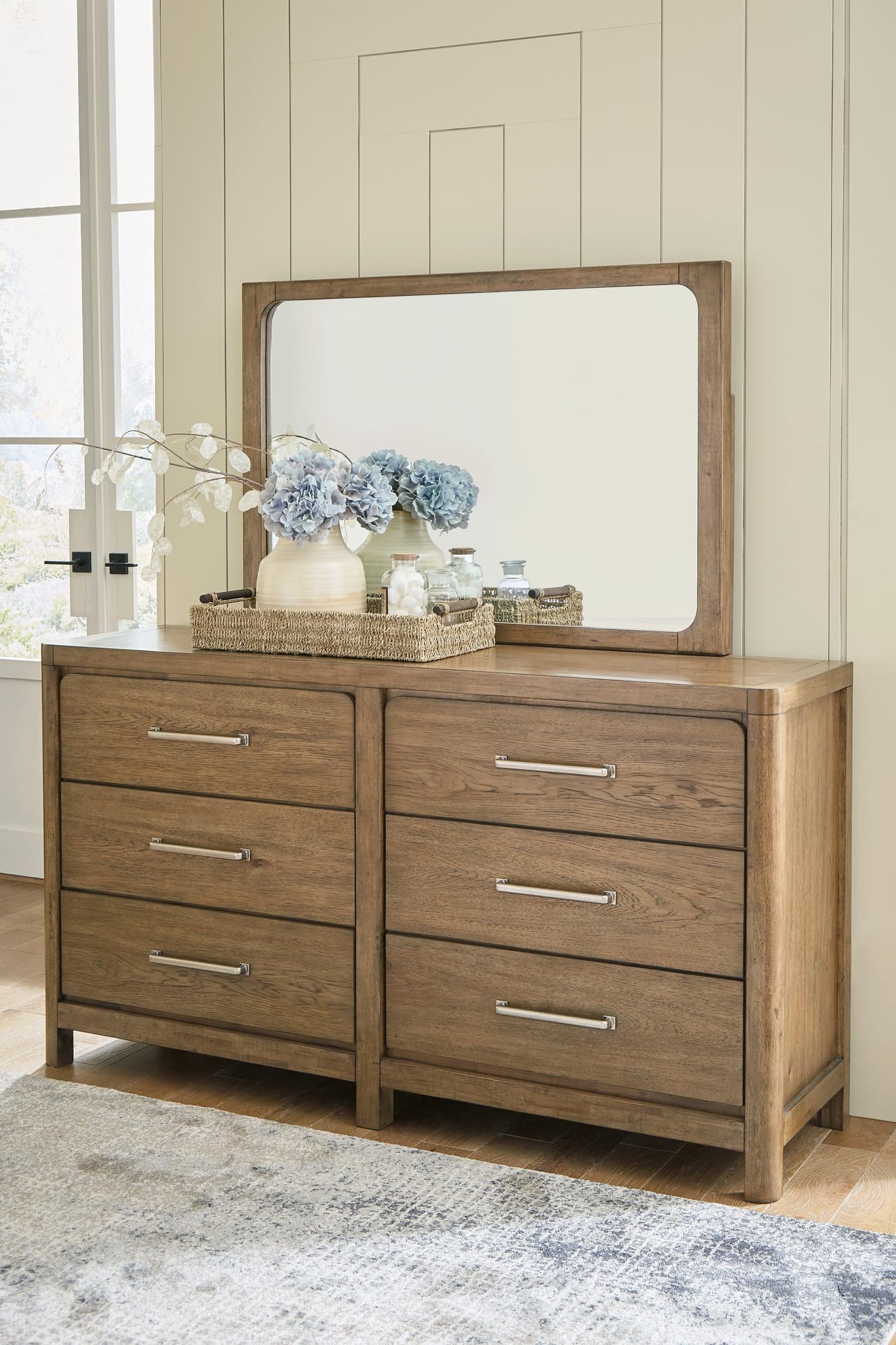 Cabalynn Light Brown Dresser And Mirror - Image 1