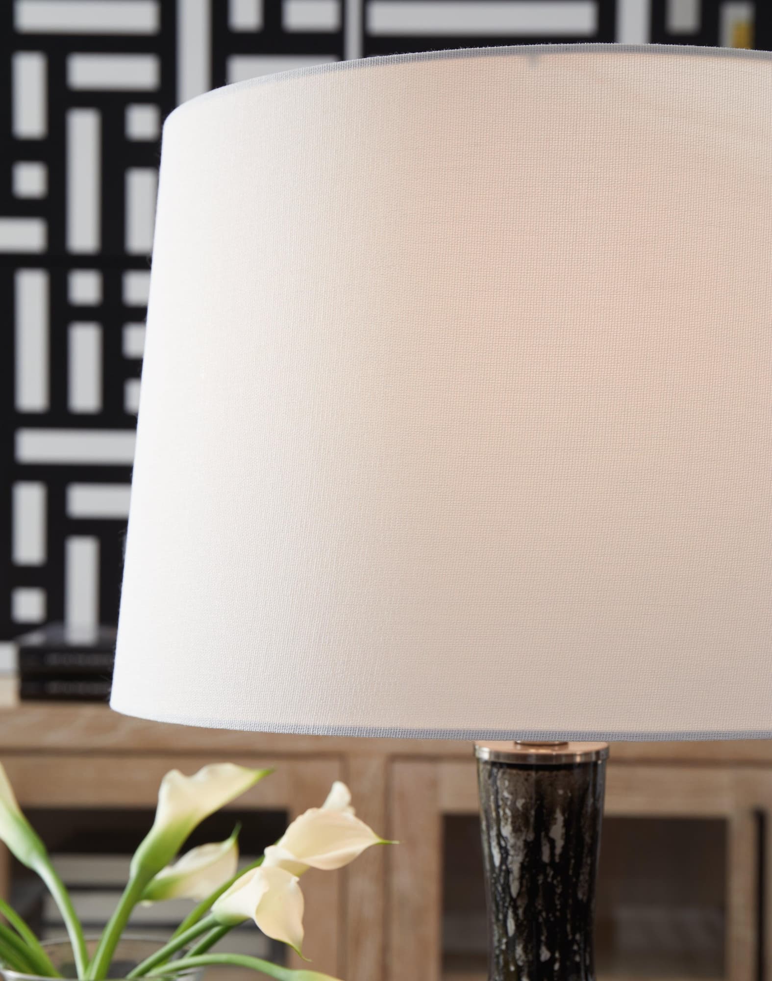 Tenslow Antique Black 2-Piece Table Lamp Set - Image 1
