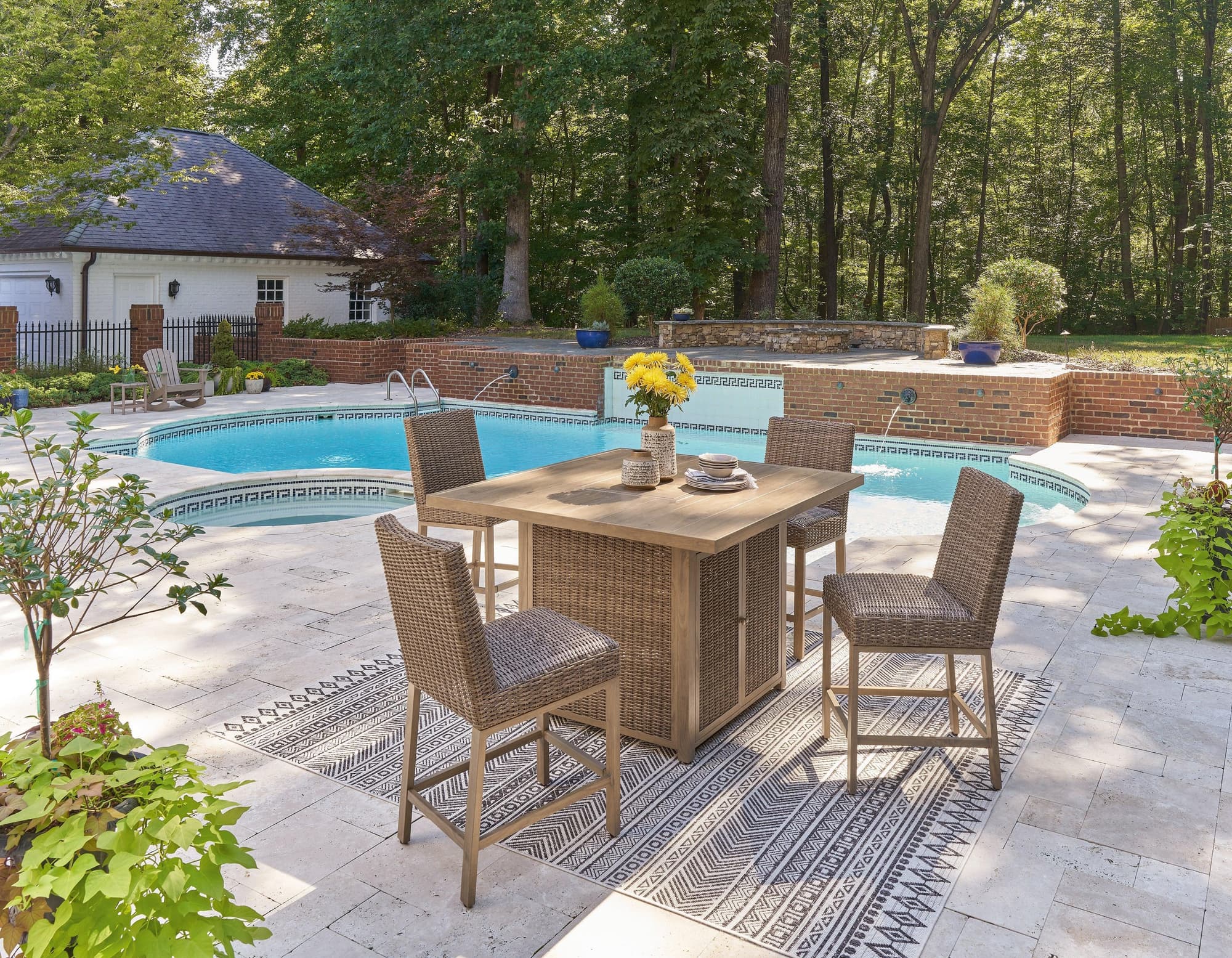 Walton Driftwood Bridge Outdoor Bar Table And 4 Barstools