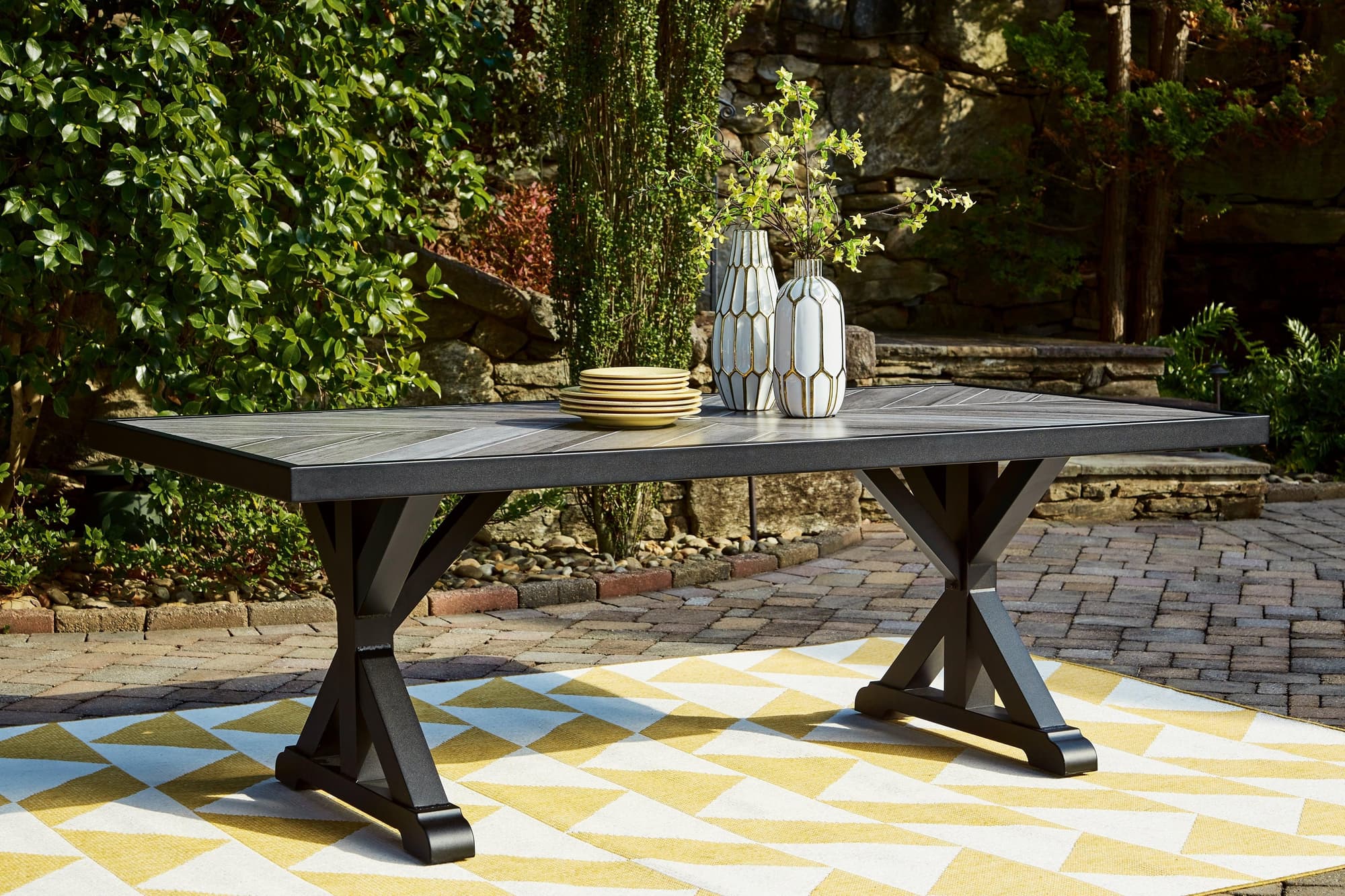 Beachcroft Black Light Gray Outdoor Dining Table