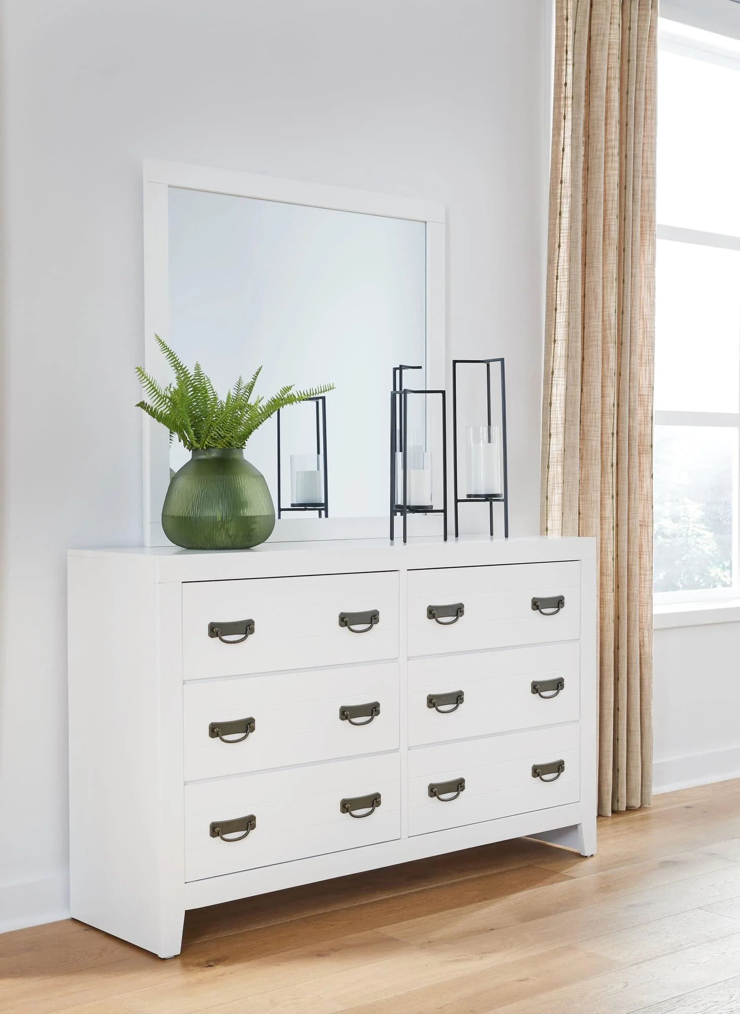 Binterglen White Dresser And Mirror - Image 1
