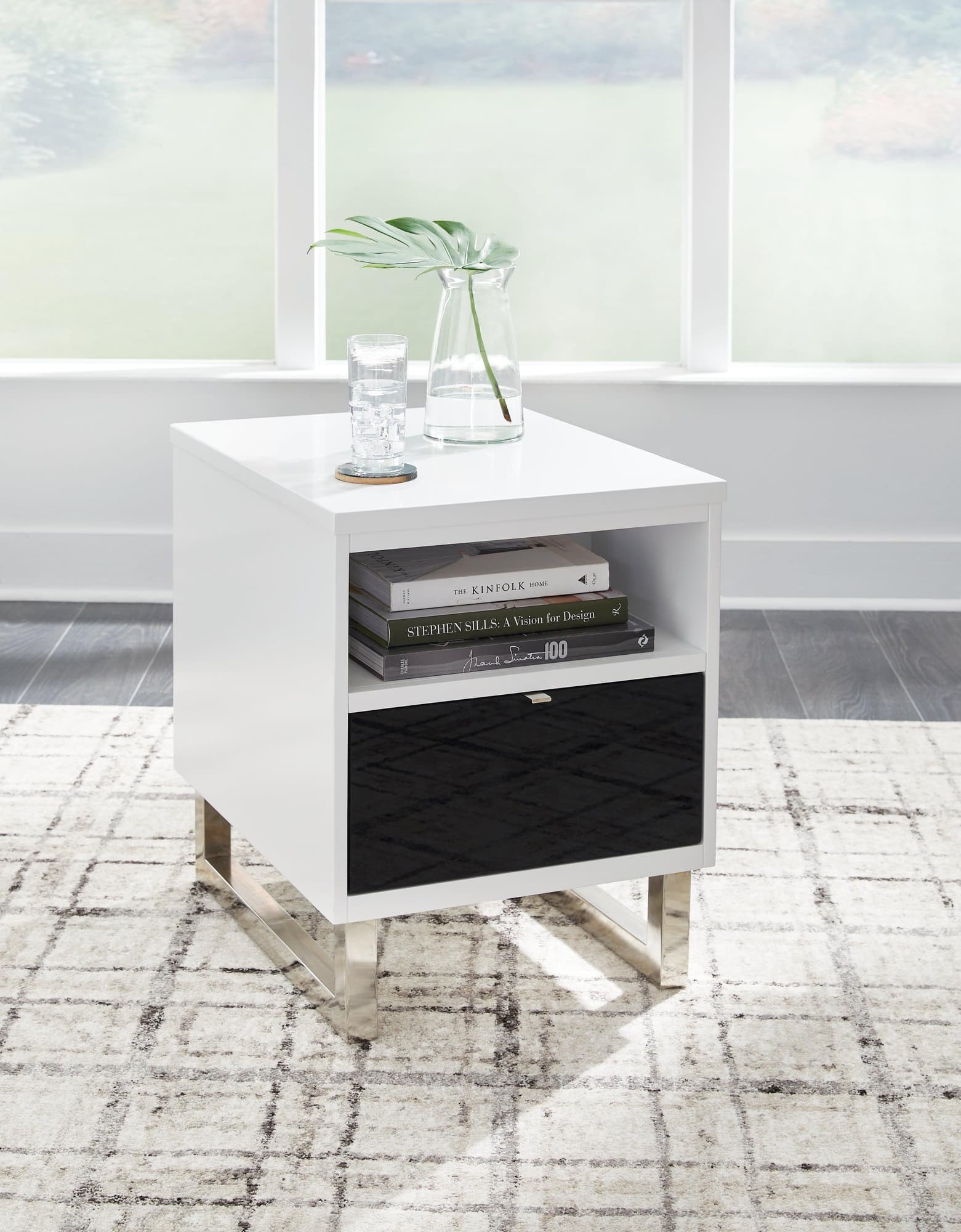 Gardoni White Black Chairside End Table