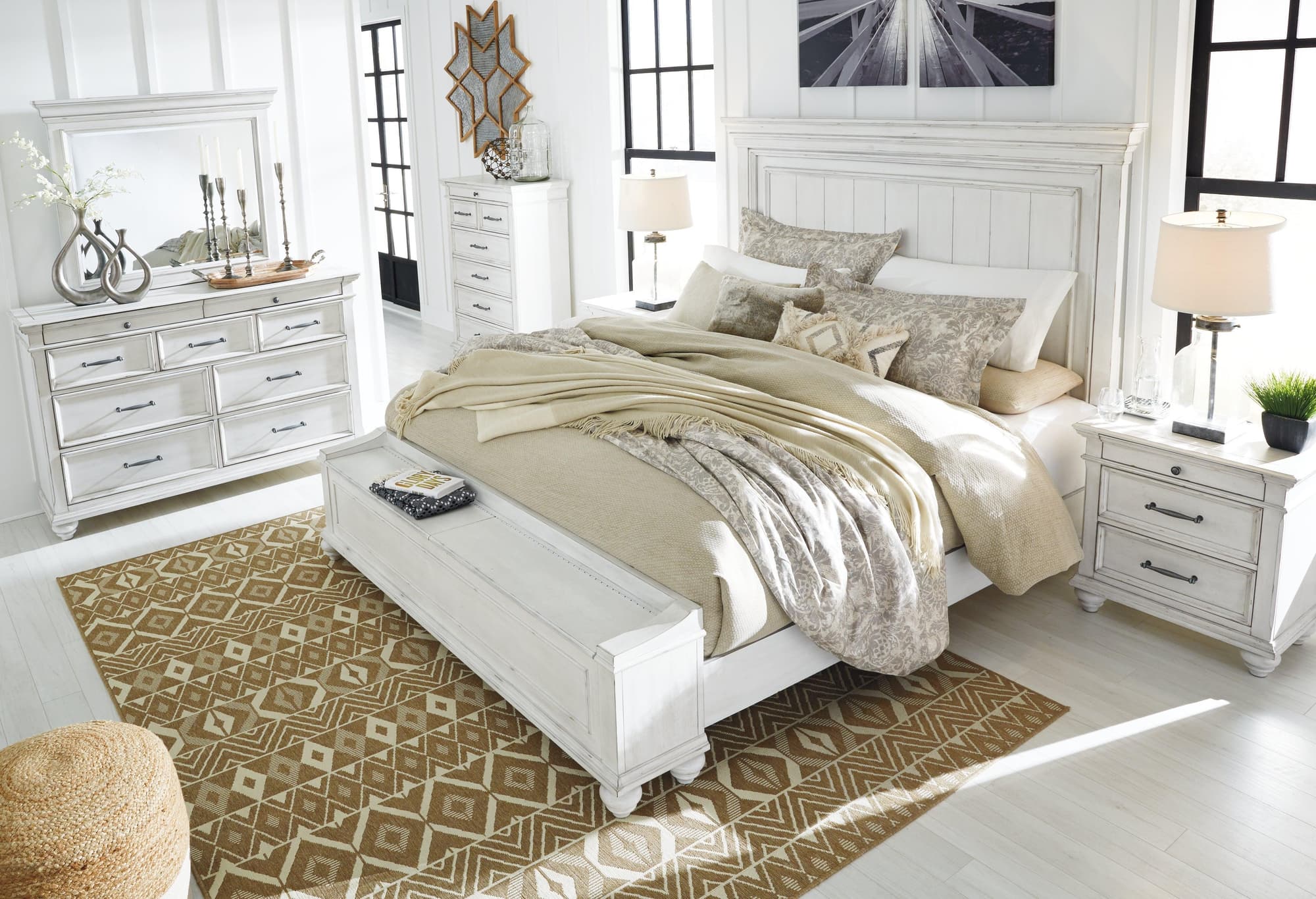 Kanwyn Whitewash Panel Storage Bedroom Set - Image 1