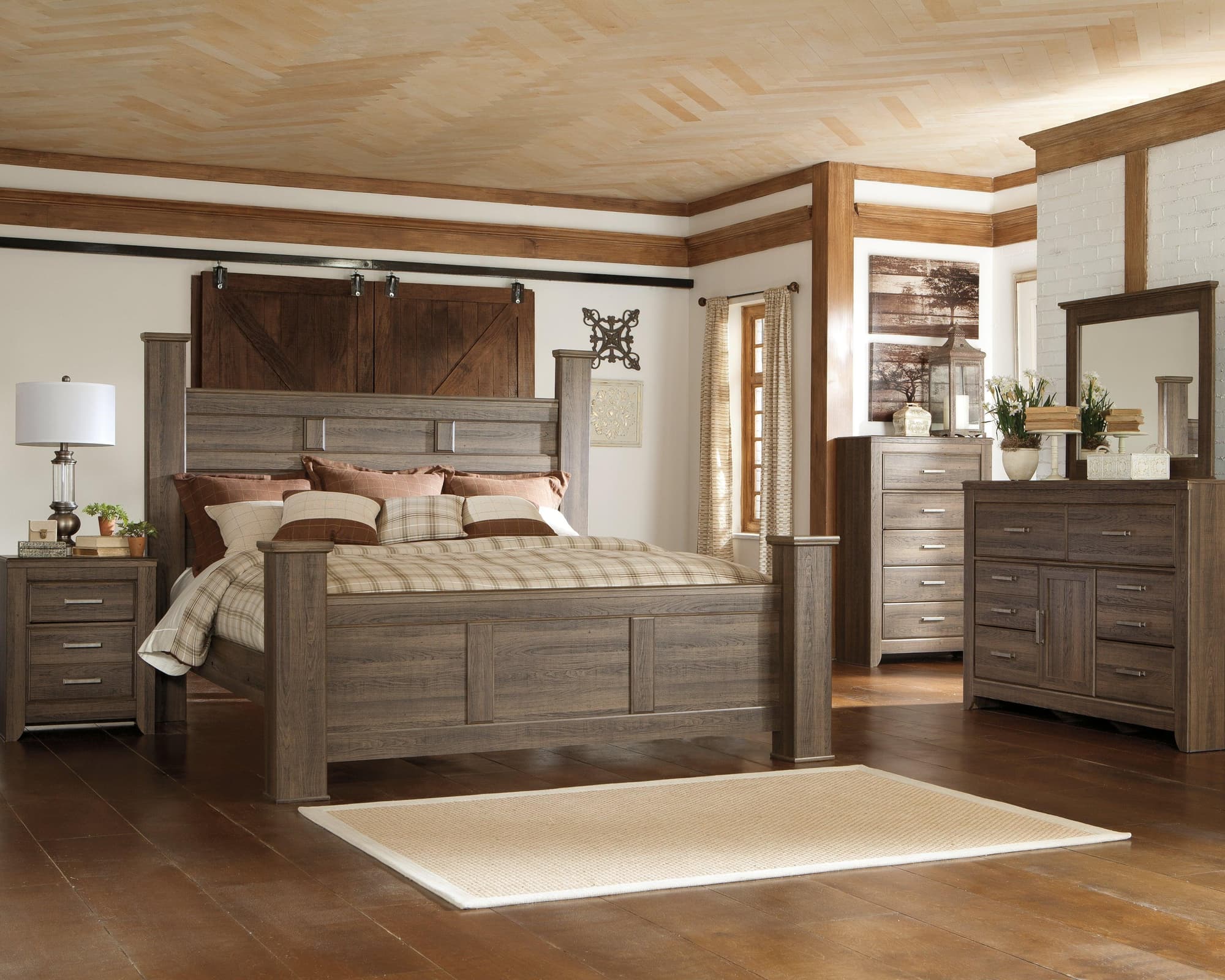 Juararo Dark Brown Poster Bedroom Set - Image 1