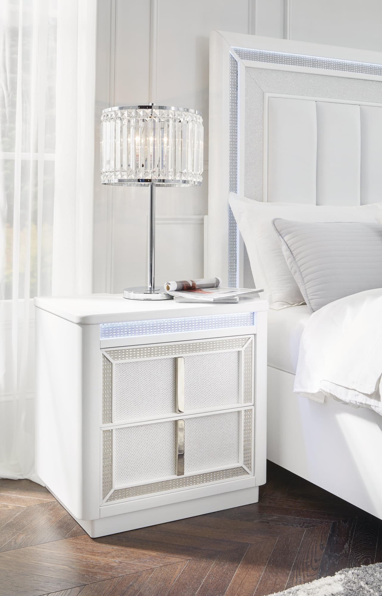 Chalanna White Nightstand - Image 1