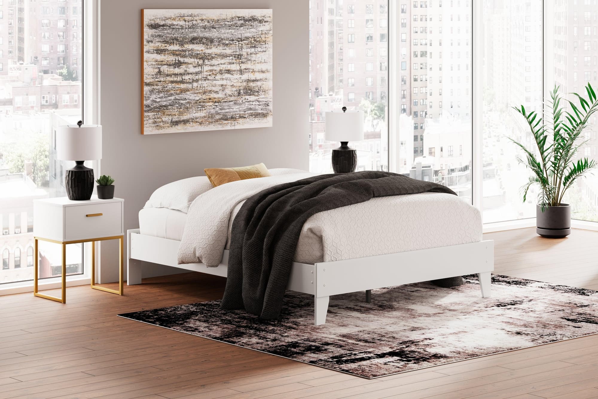 Socalle Two-Tone Queen Platform Bed - Image 1