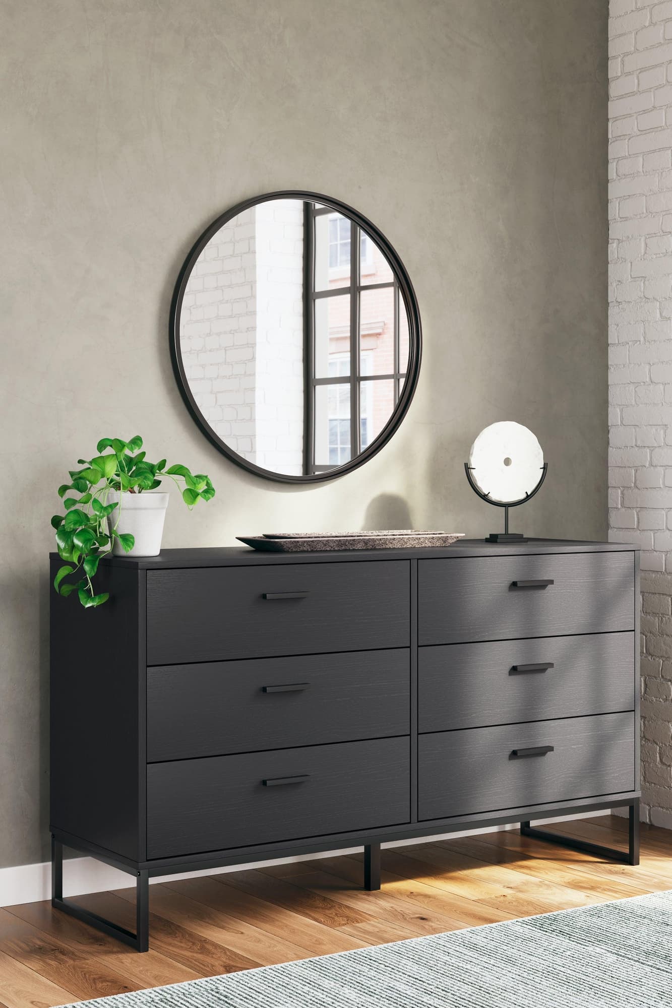 Socalle Black Dresser - Image 1