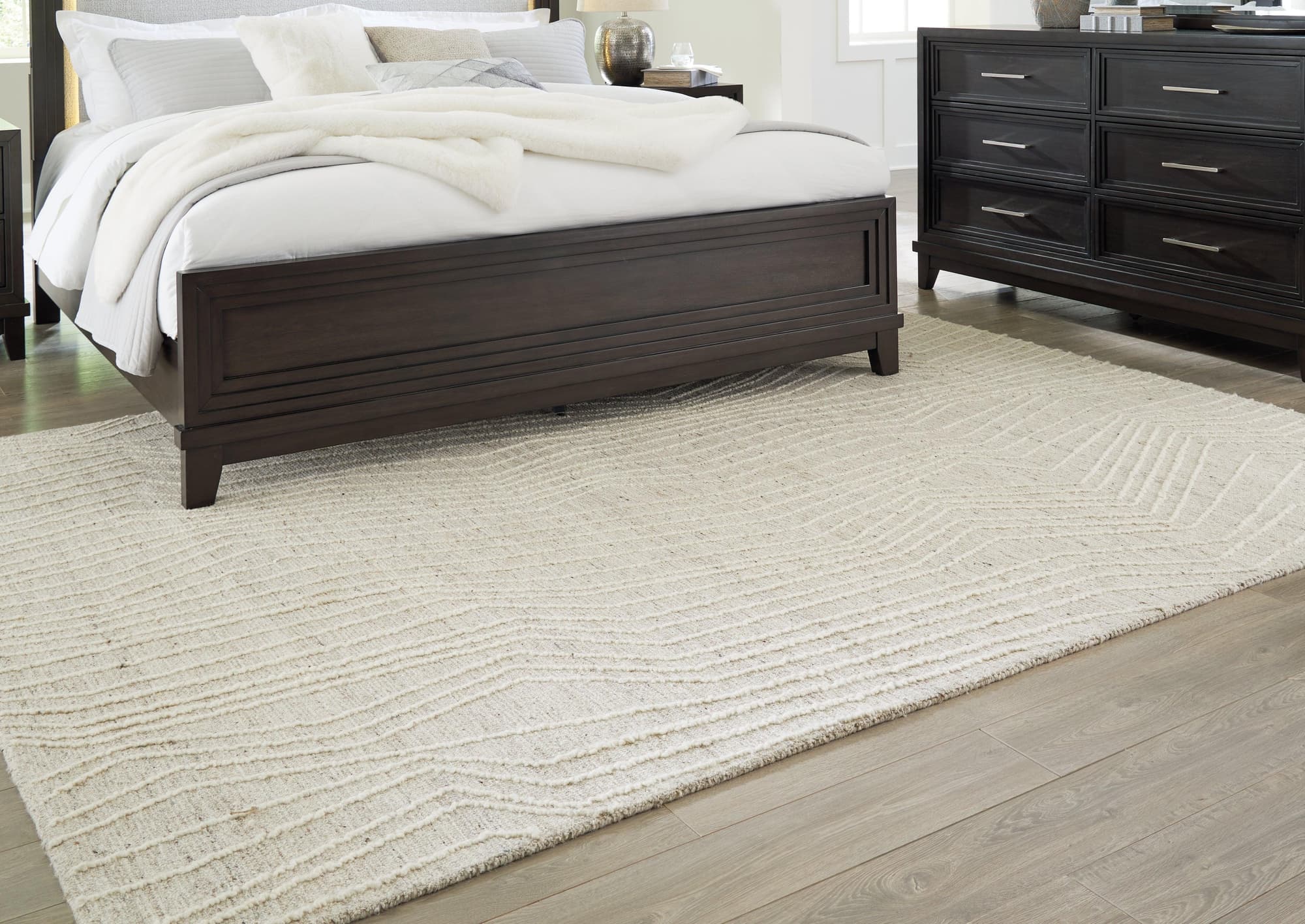 Varahill Gray Ivory Large Rug - Image 1