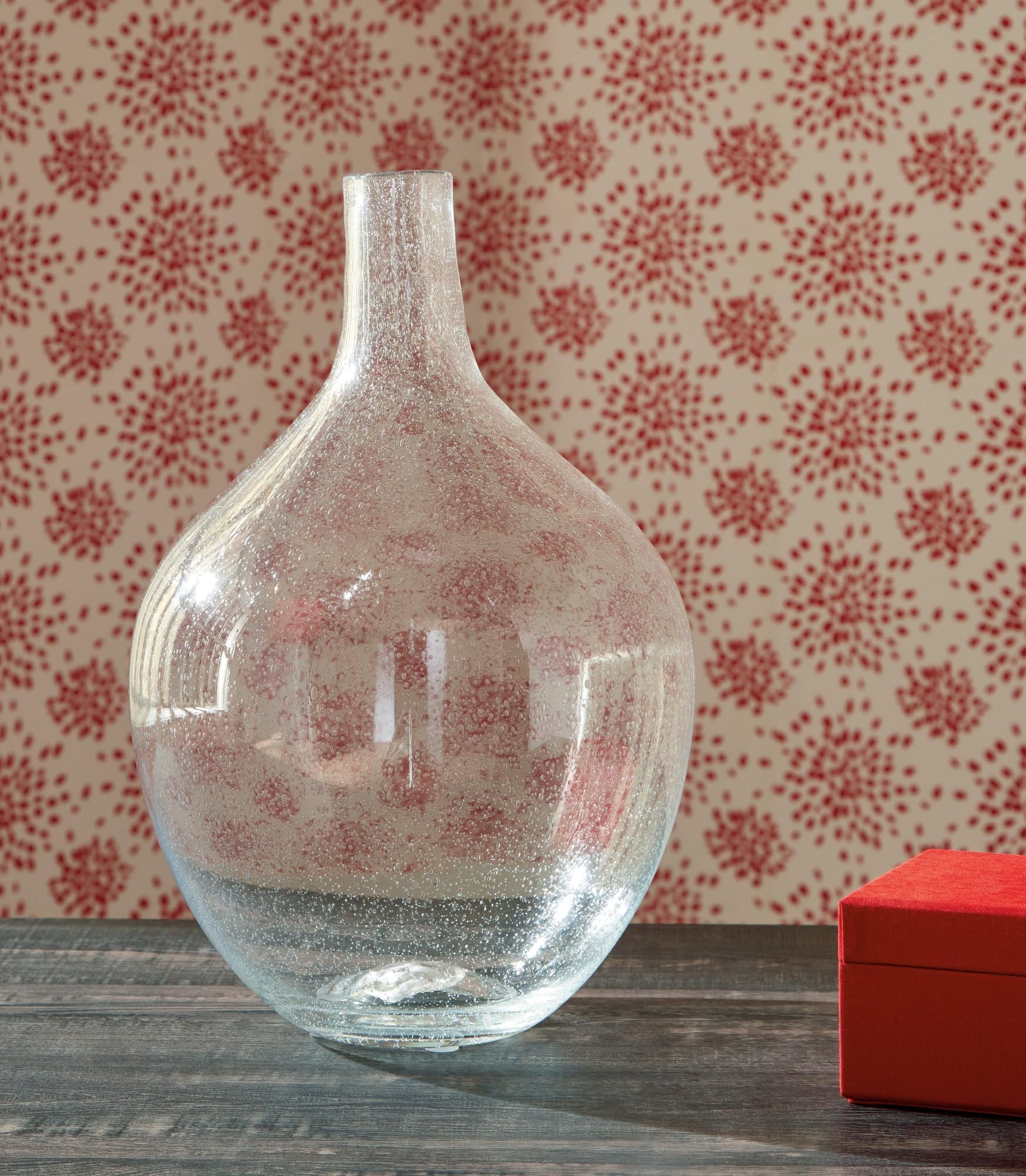 Kurthorne Clear Vase - Image 1
