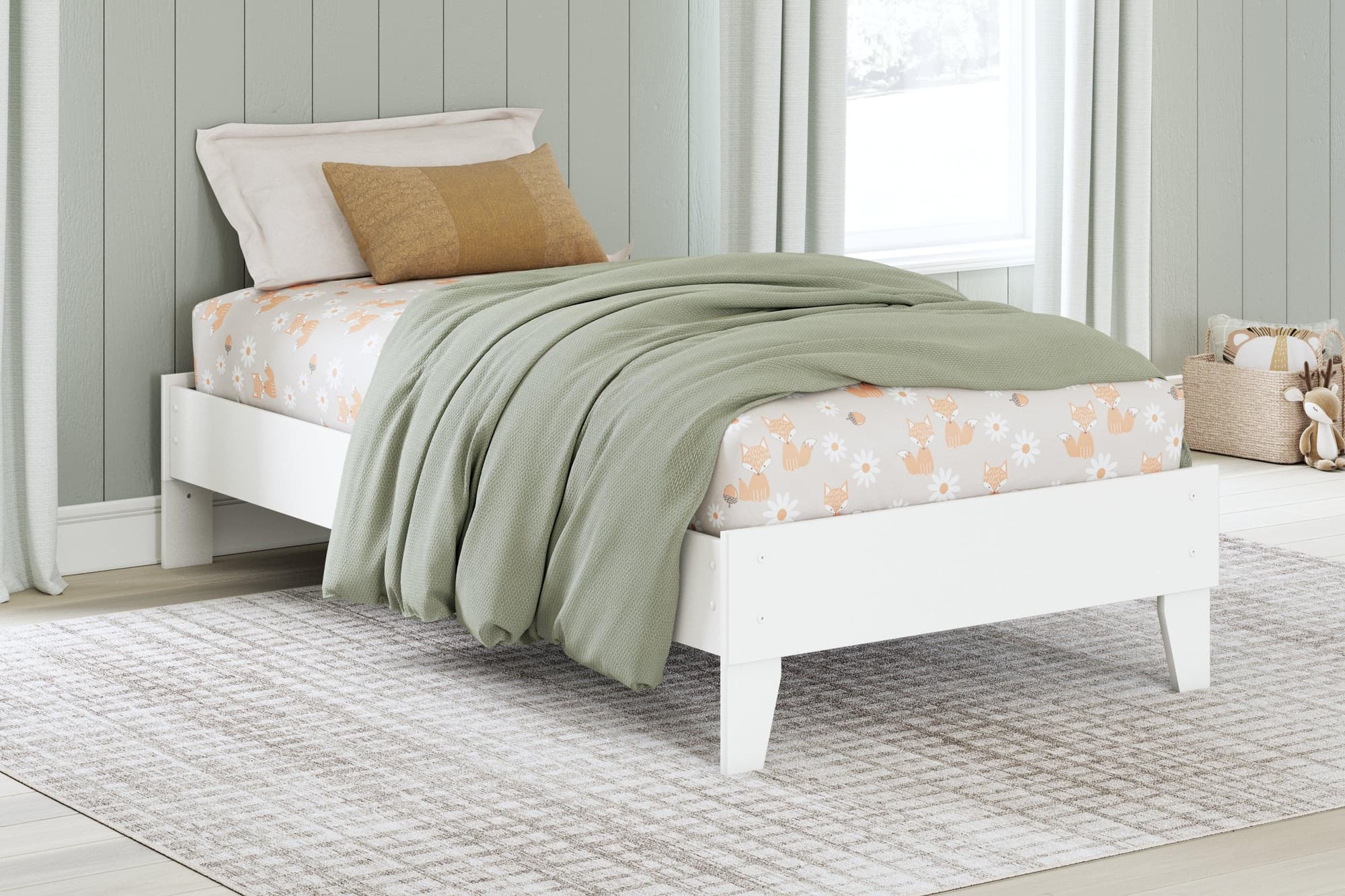 Hallityn White Twin Platform Bed - Image 1