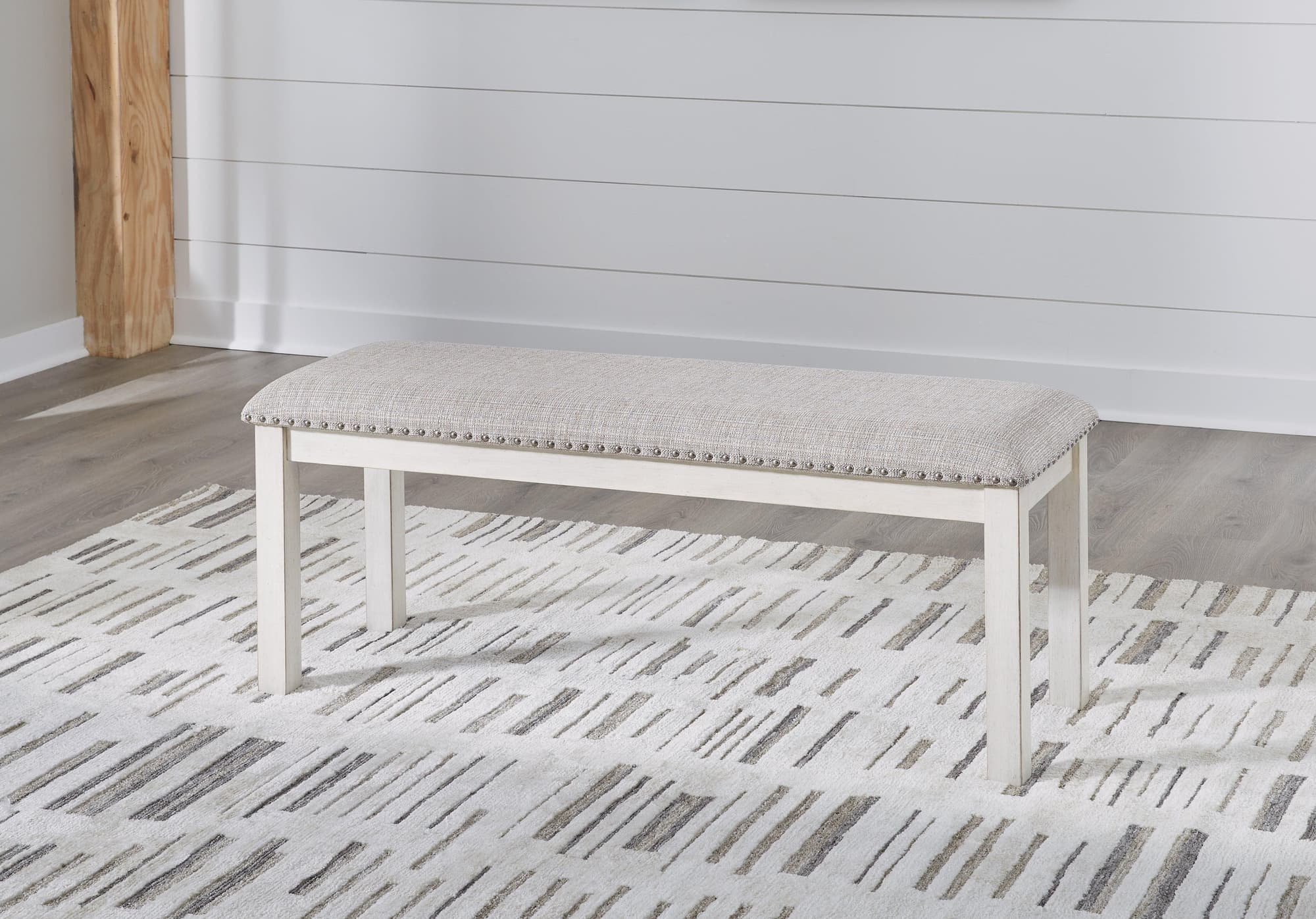 Robbinsdale Antique White 48″ Dining Bench
