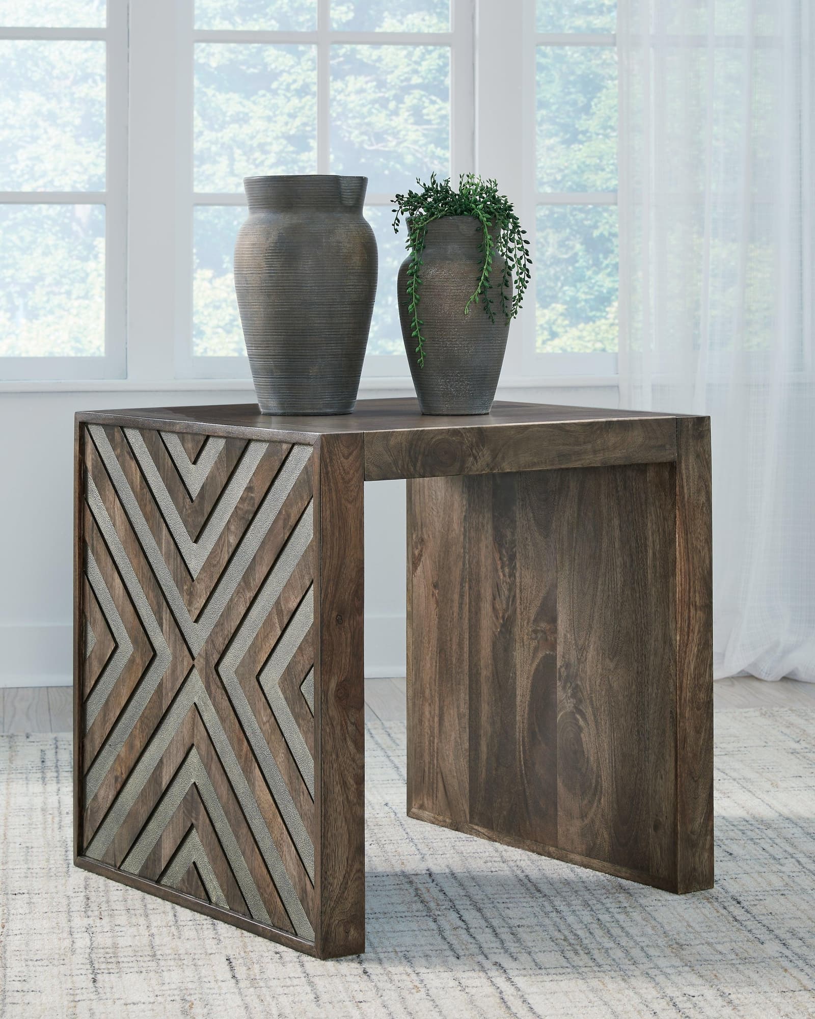 Dreggan Brown End Table - Image 1