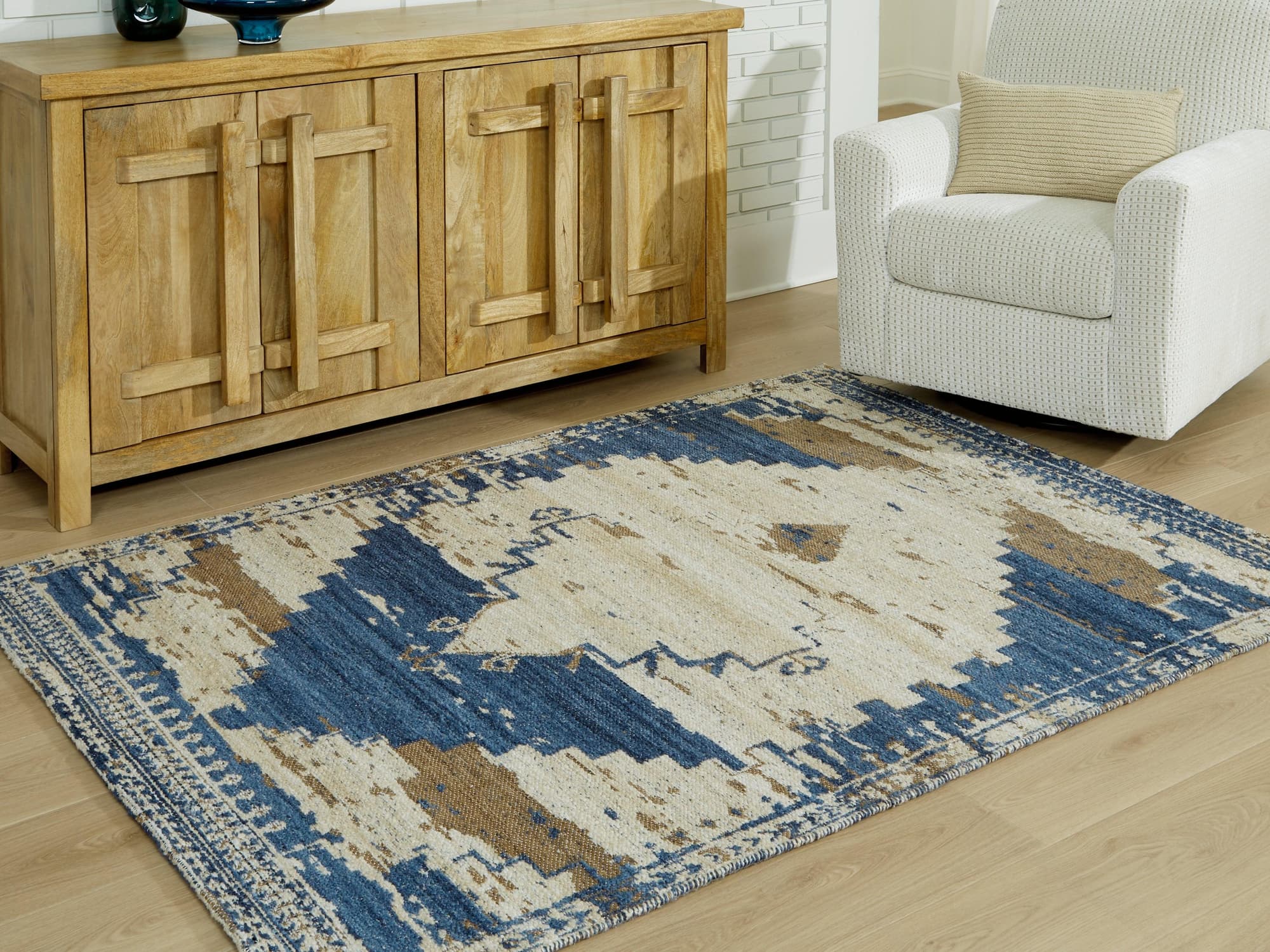 Varnler Blue/Brown/Tan 5' x 7' Rug - Image 1