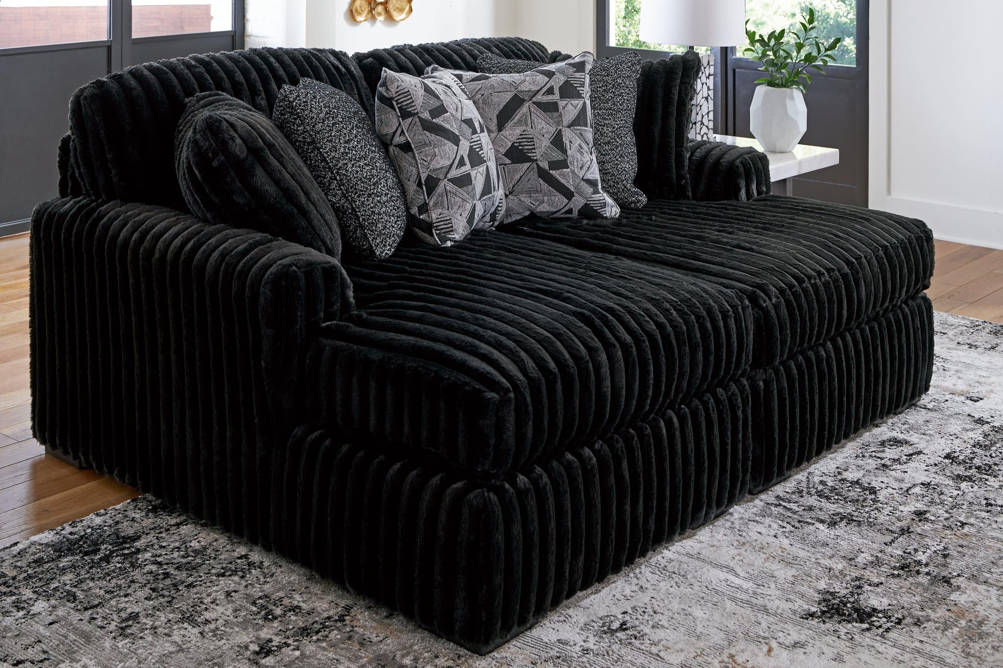 Midnight-Madness Onyx Super Chaise - Image 1