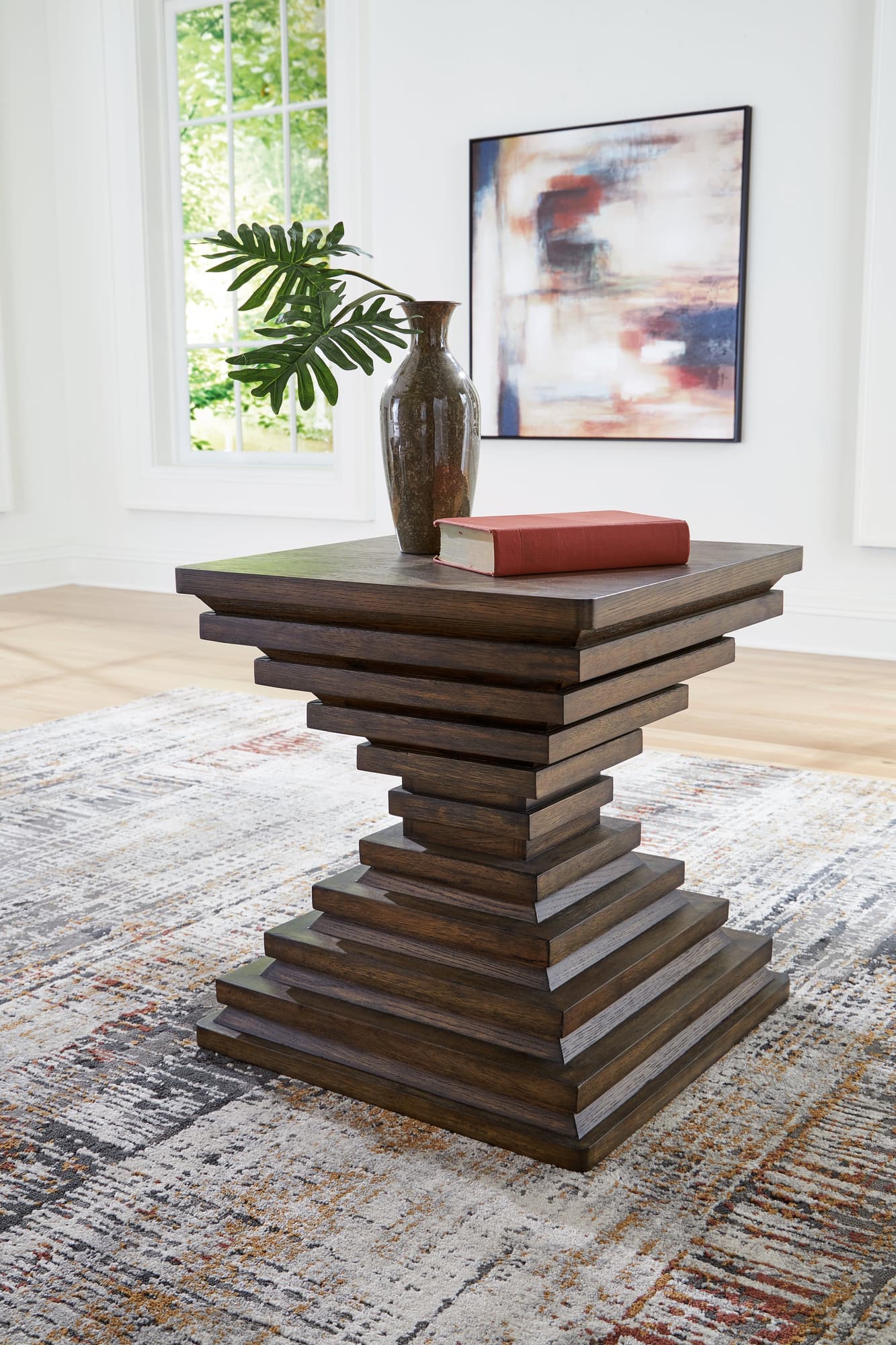 Hannodream Warm Brown End Table - Image 1
