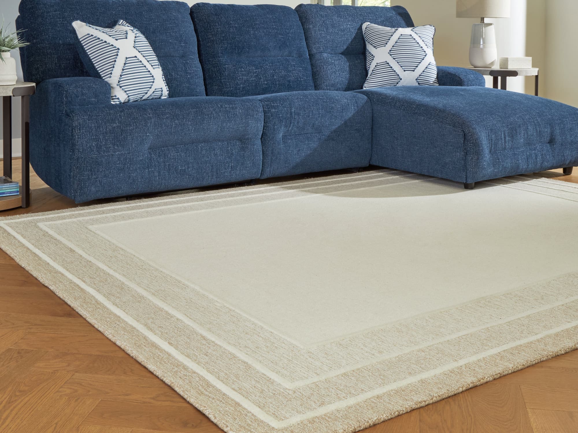 Teelgan Ivory/Tan Large Rug - Image 1